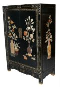 Kleiner Beistellschrank (Japan,