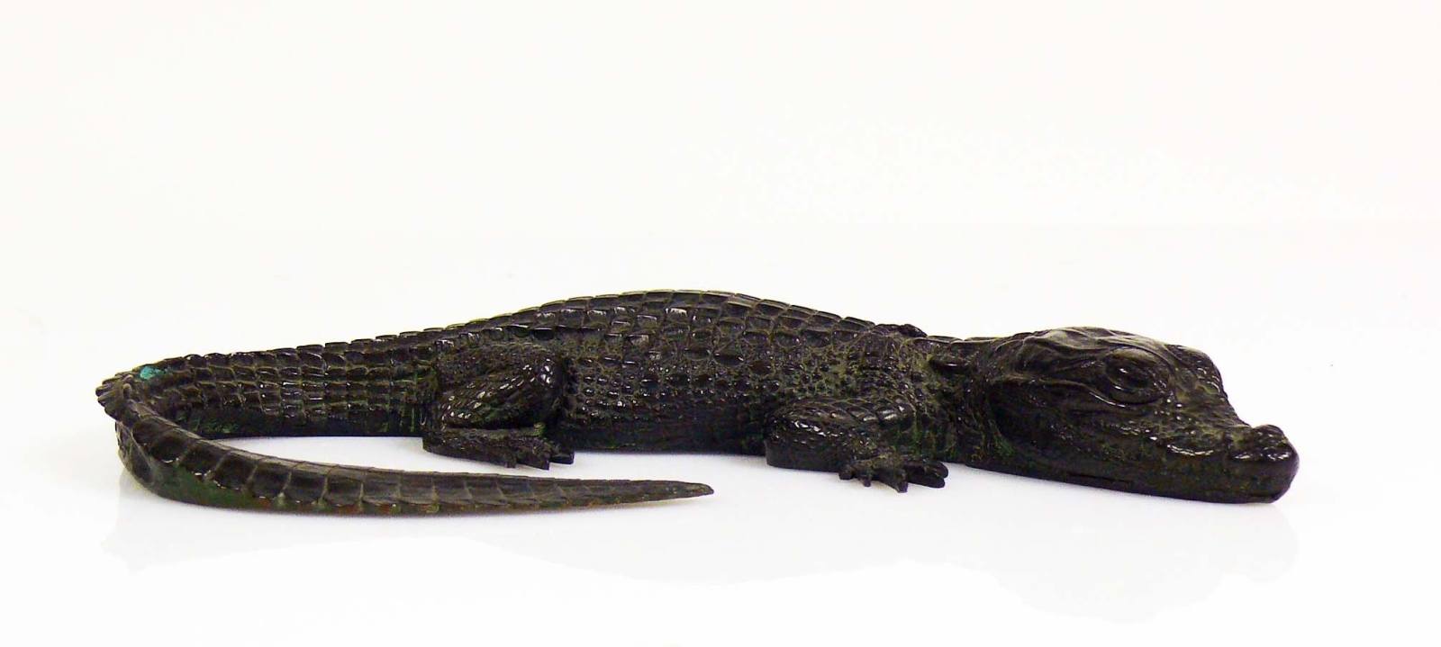 Krokodil Bronze, dunkel patiniert; L: - Image 2 of 4
