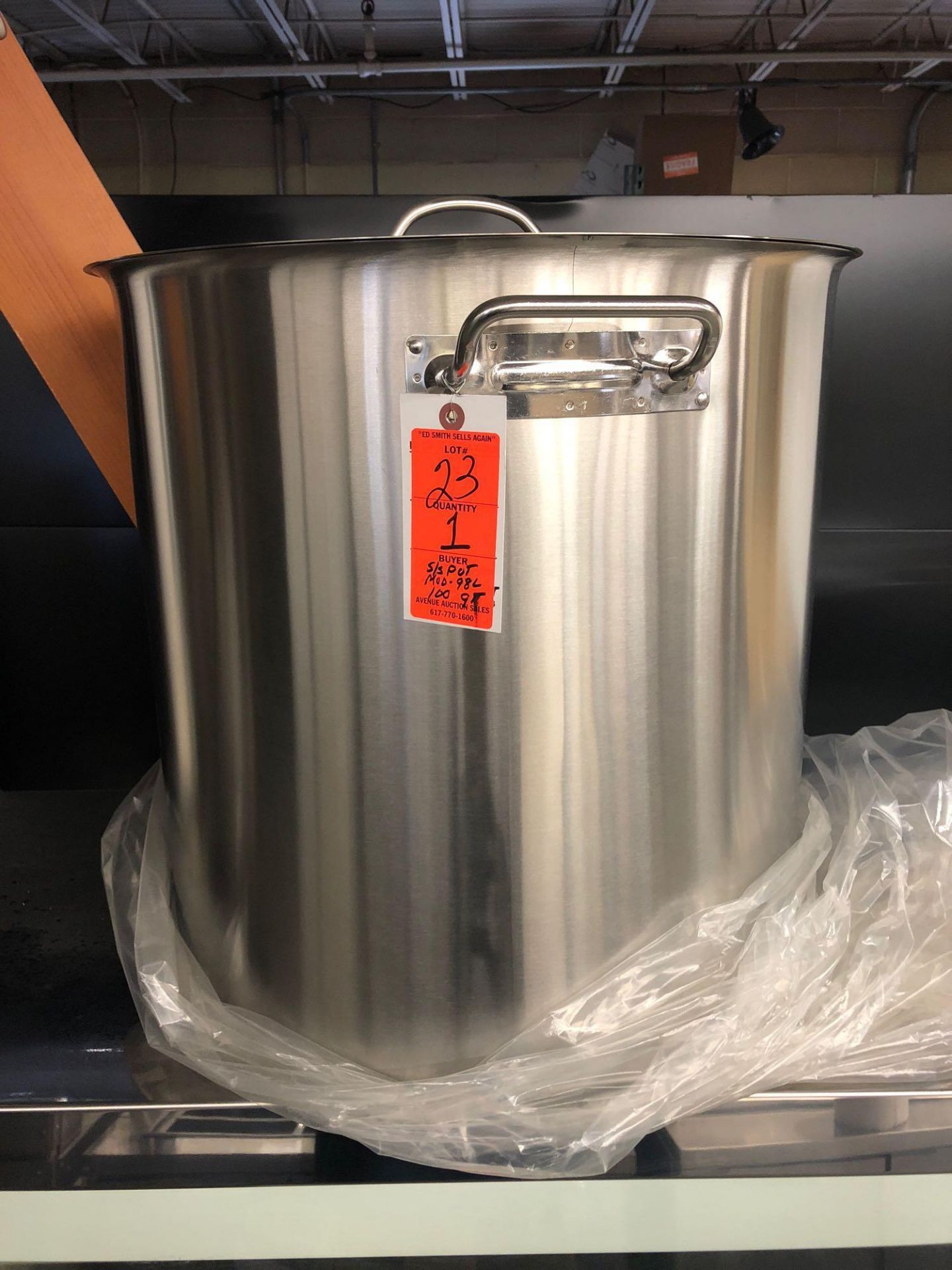 100 quart stainless steel stockpot with cover