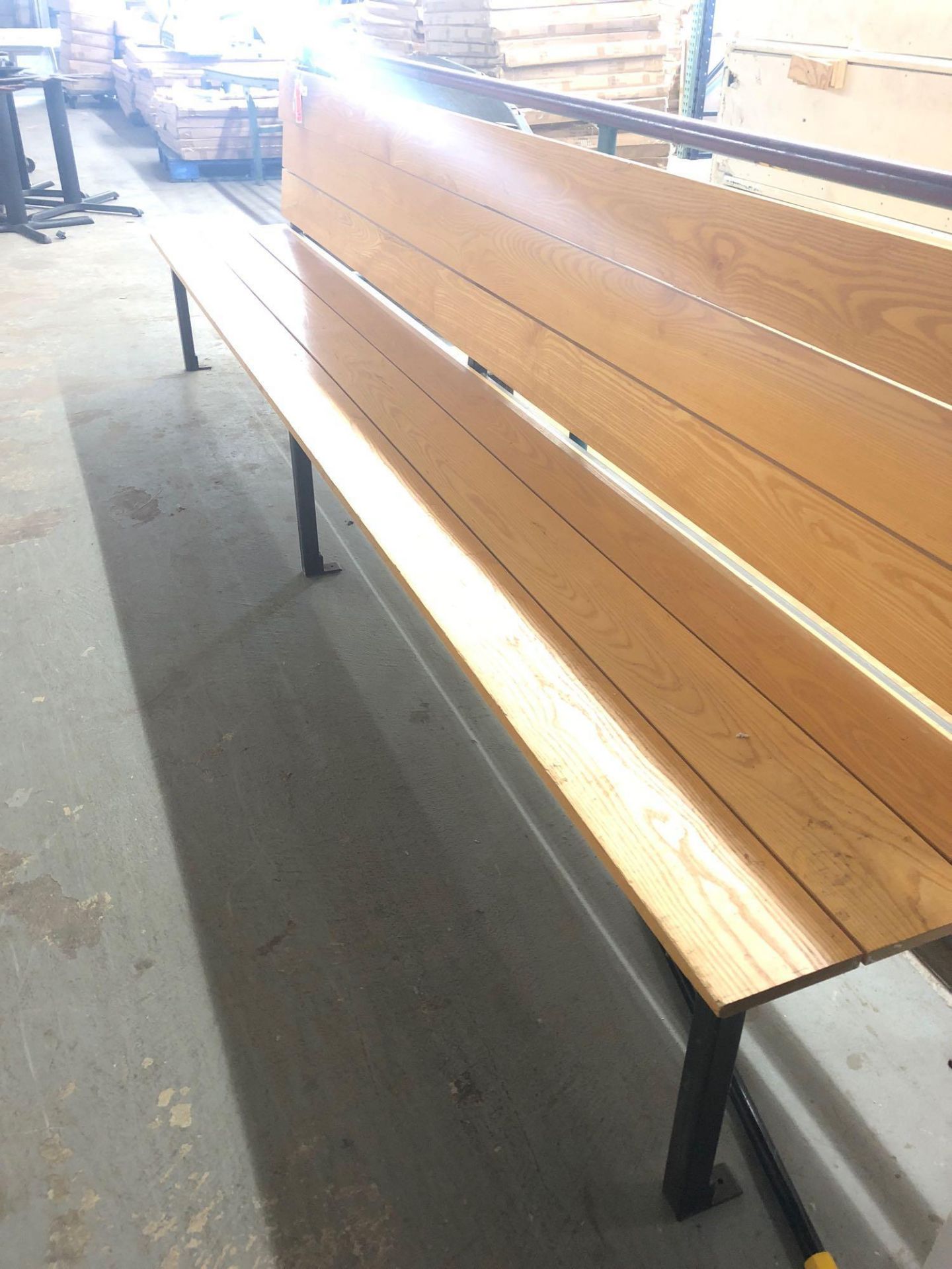 Wooden bench with metal frame - Bild 2 aus 2