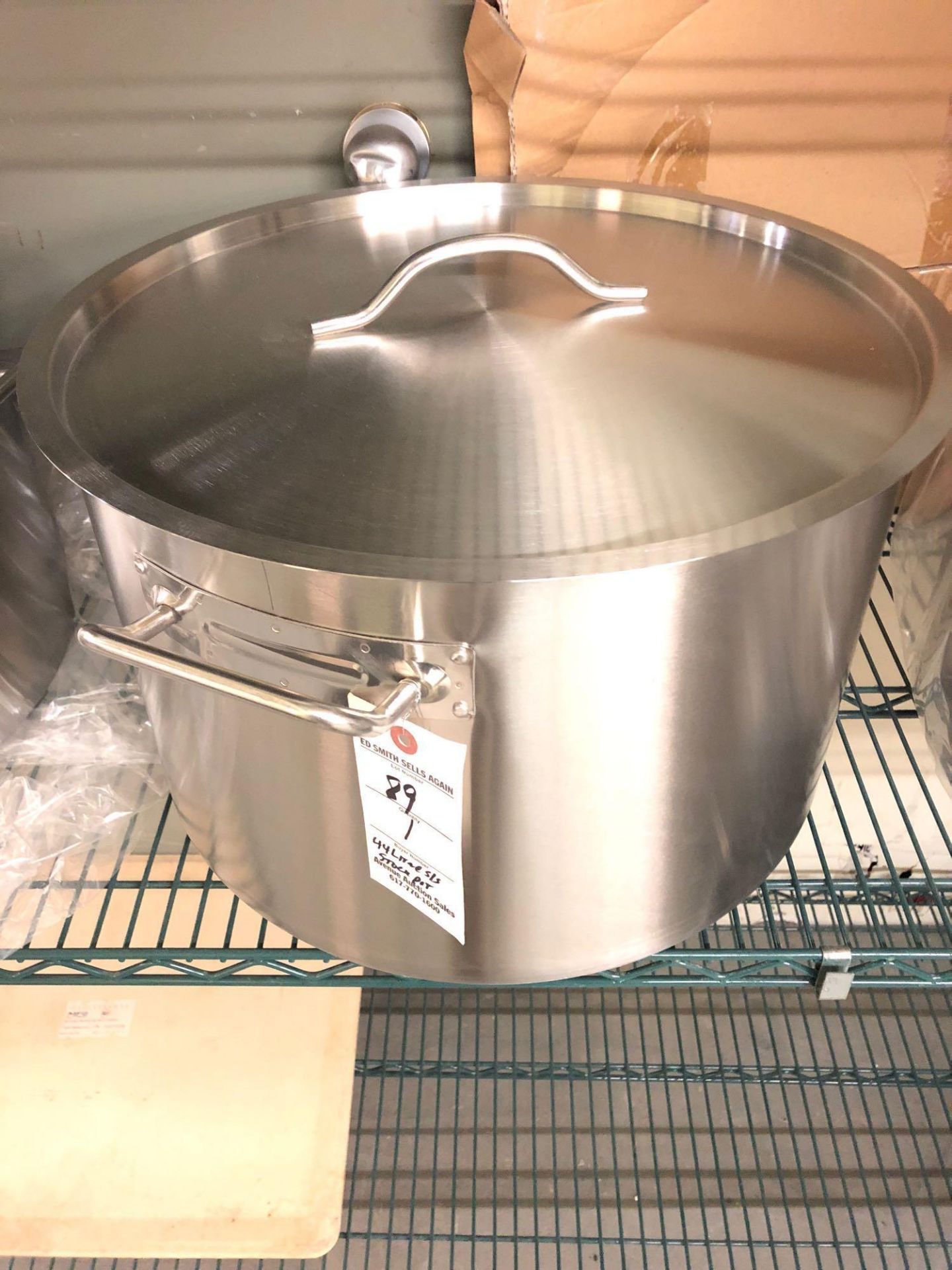 44 L stainless steel stockpot with cover