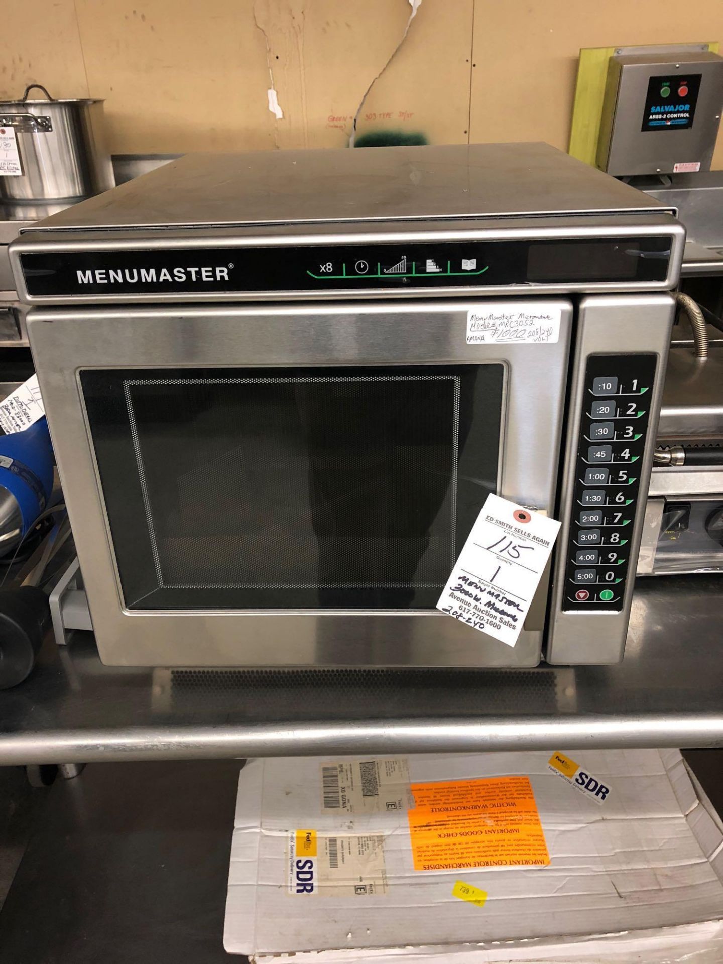 Menu master 3000 W microwave