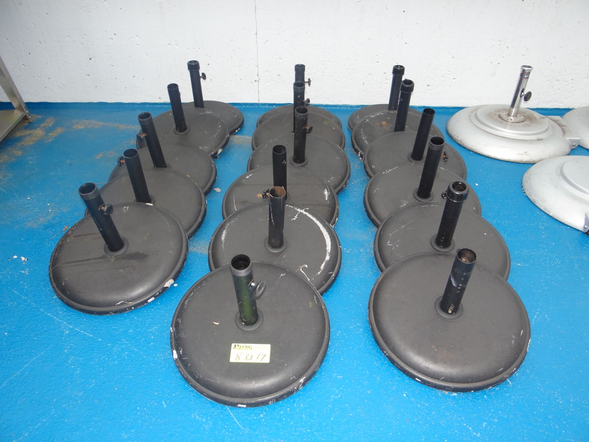 (17) Weighted Umbrella Bases