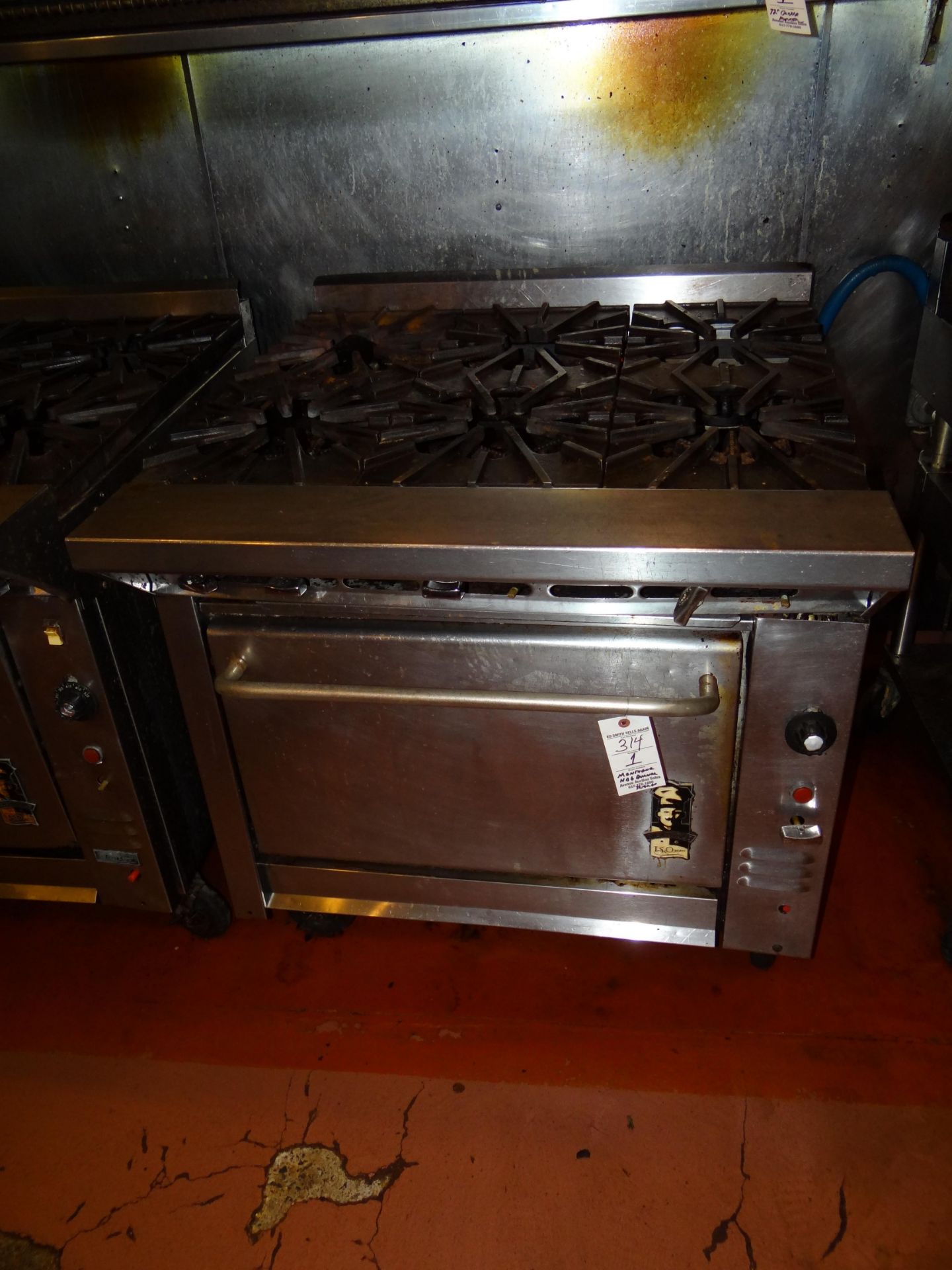 (1) Montaque HD 6 Burner Range