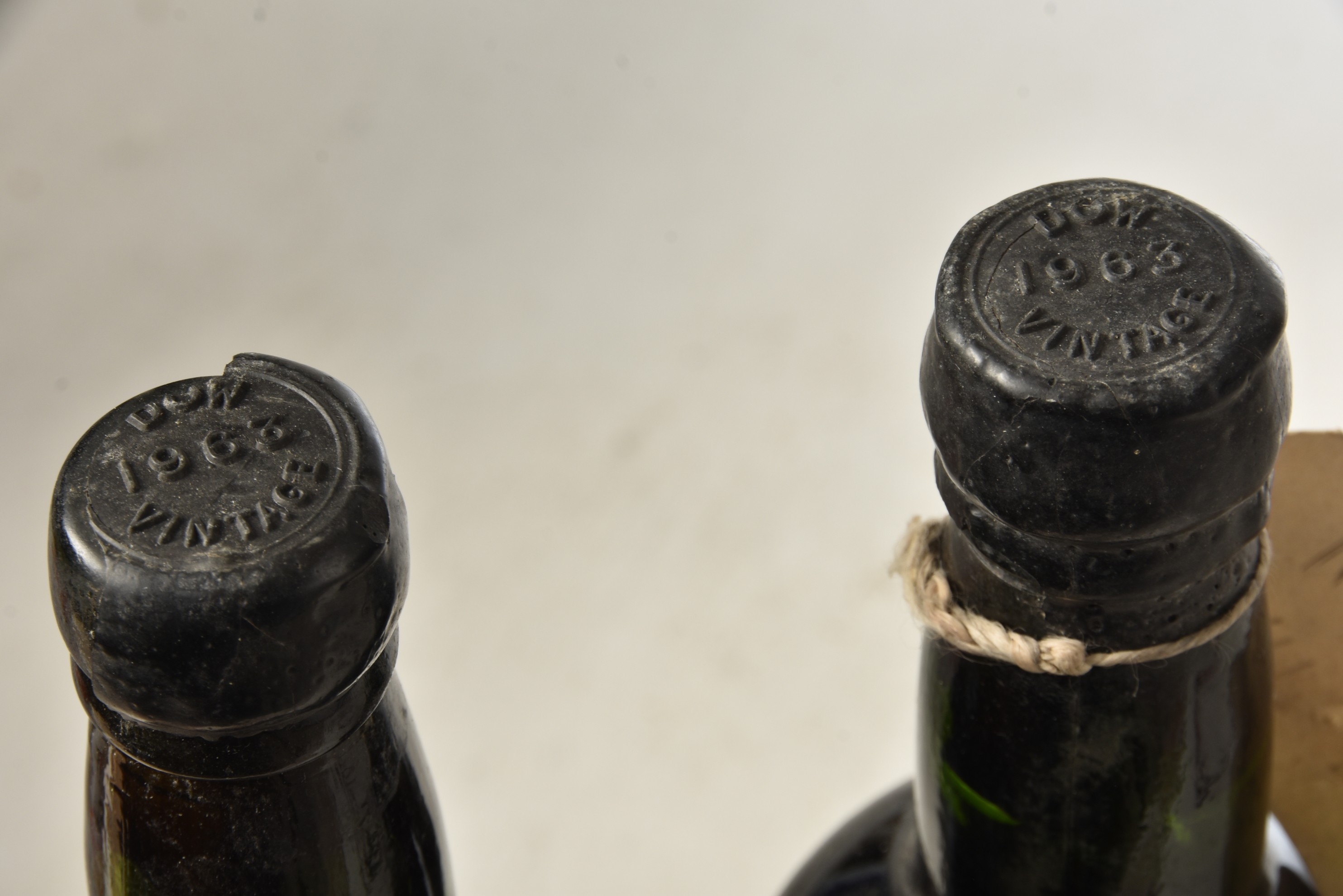 Dows Vintage Port 1963 2 bts - Image 2 of 2