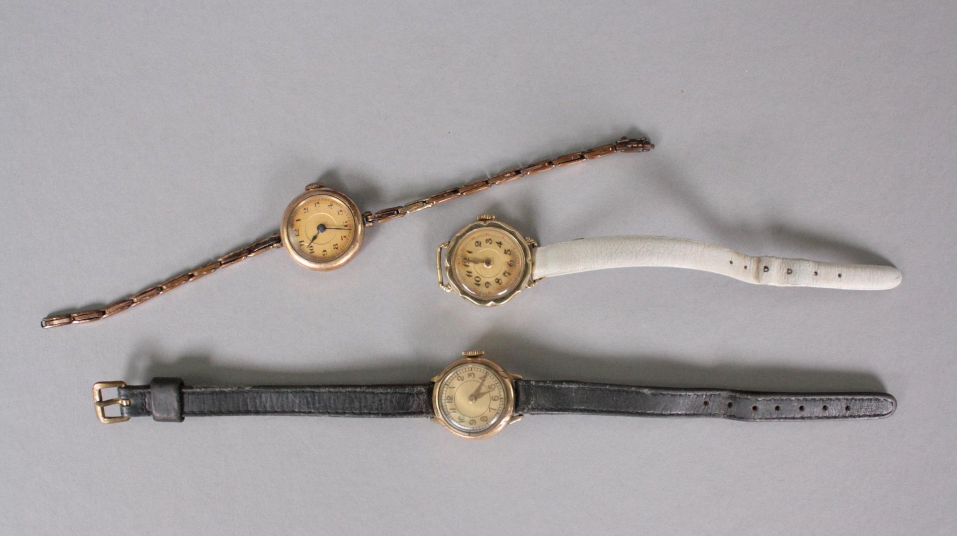 3 Antike Damenarmbanduhren, 14 Karat Gelbgold