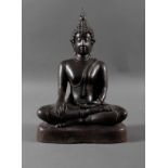 Bronze des sitzende Buddha in Erdberührungesgeste (bhùmispasha-mùdra),Thailand 19. Jahrhundert