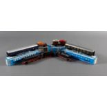 Märklin: 2 Loks und 4 Waggons