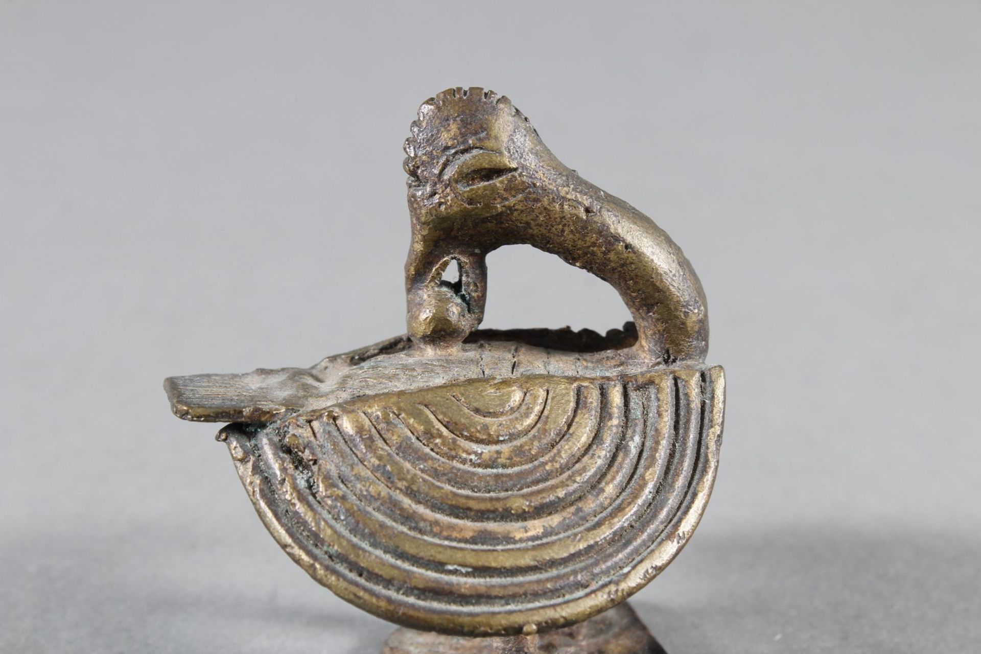 Bronzeskulptur, wohl Luristan ca. 10. - 9. Jahrhundert vor Chr. - Image 7 of 8