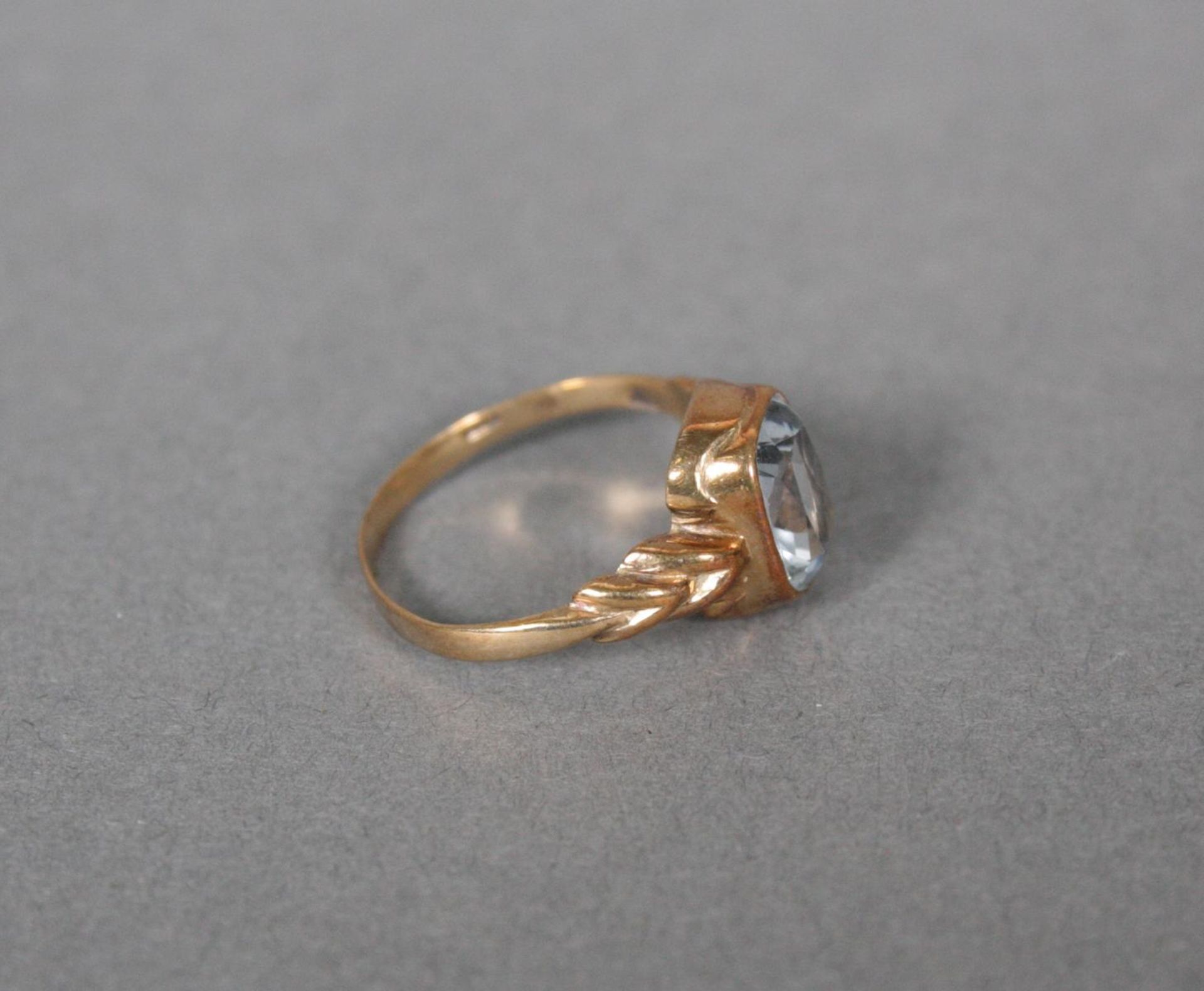 Ring mit Aquamarin, 8 Karat Gelbgold - Image 3 of 3