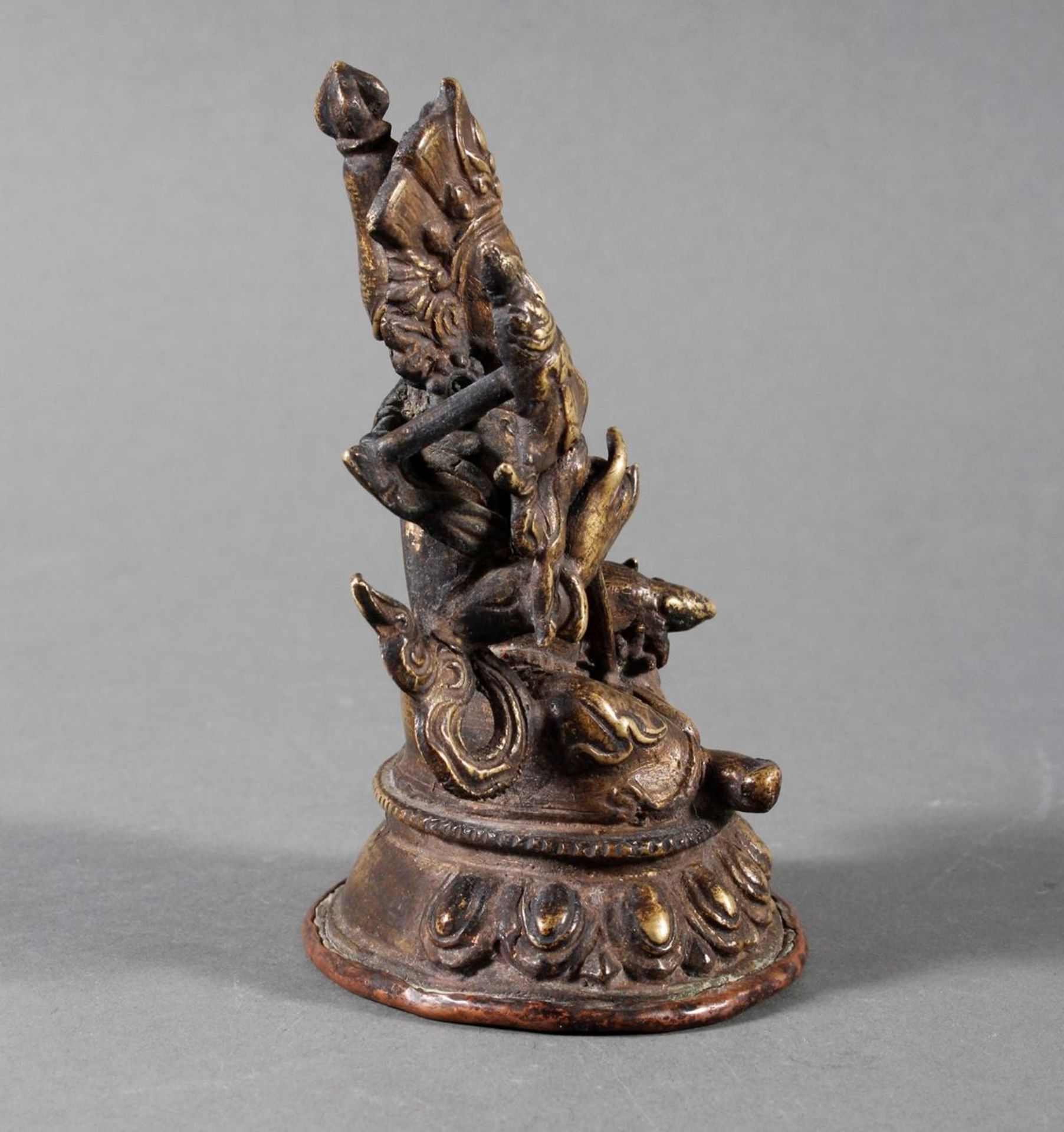 Bronze des Vaishravana, Tibet 17. / 18. Jahrhundert - Bild 3 aus 7