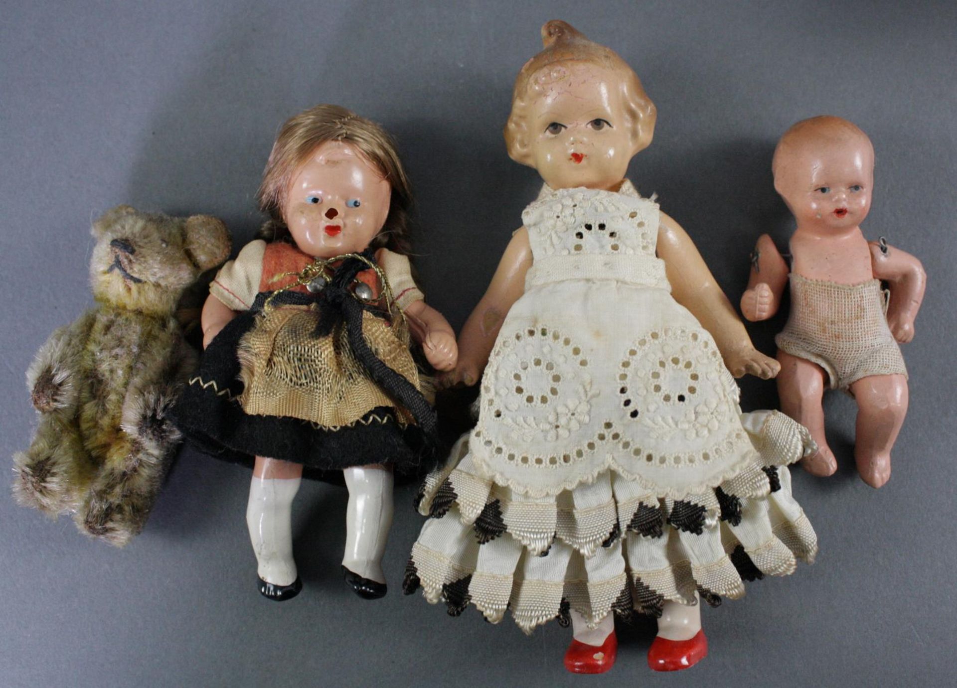 12 sehr alte Puppen, 1. Hälfte 20. Jahrhundert oder älter - Image 6 of 16