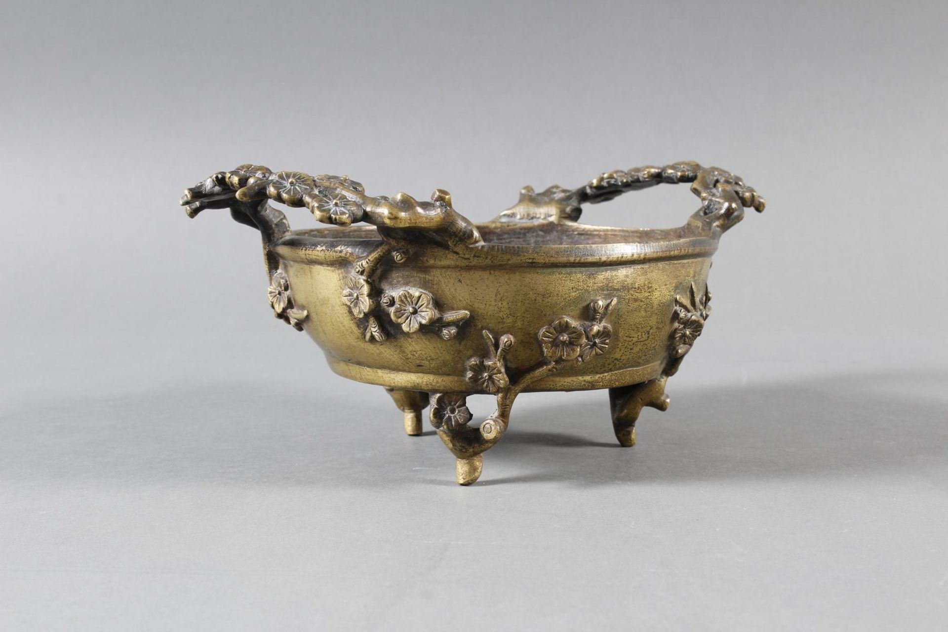 Dreiteiliger Bronze Koro, China 18. / 19. Jahrhundert - Image 7 of 11