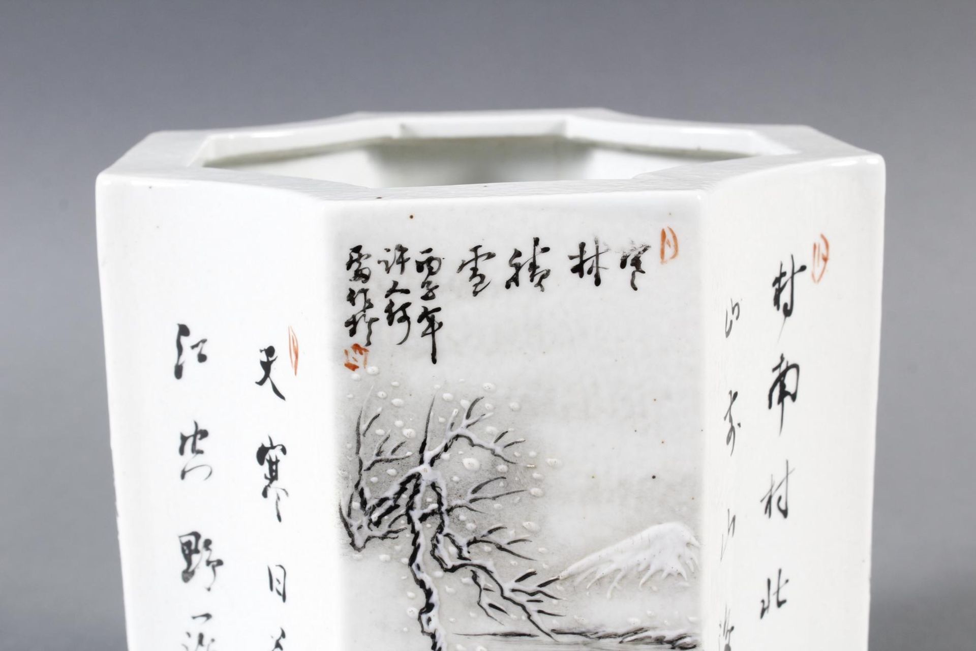 Porzellan-Pinselbehälter, China, Mitte 20. Jahrhundert - Image 2 of 15