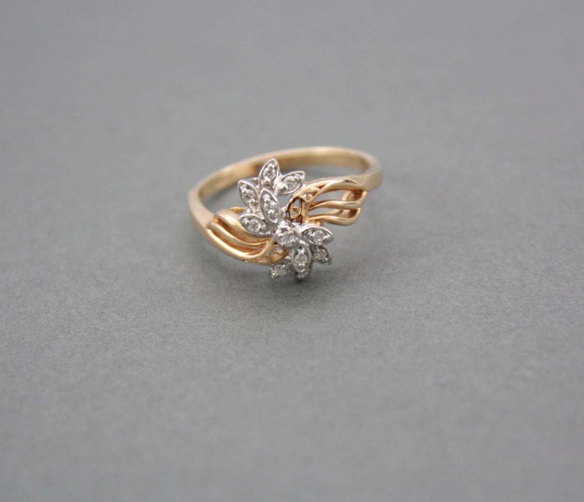 Damenring mit Diamanten, 14 Karat Gelbgold