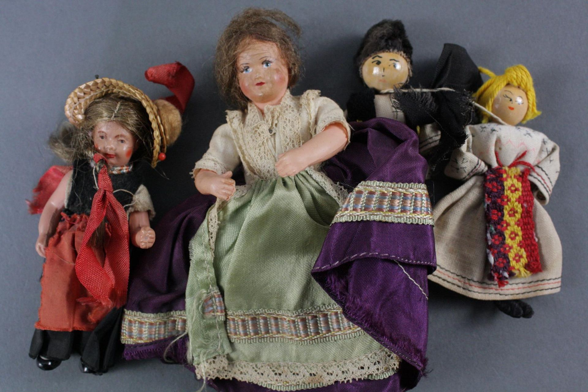 12 sehr alte Puppen, 1. Hälfte 20. Jahrhundert oder älter - Image 12 of 16