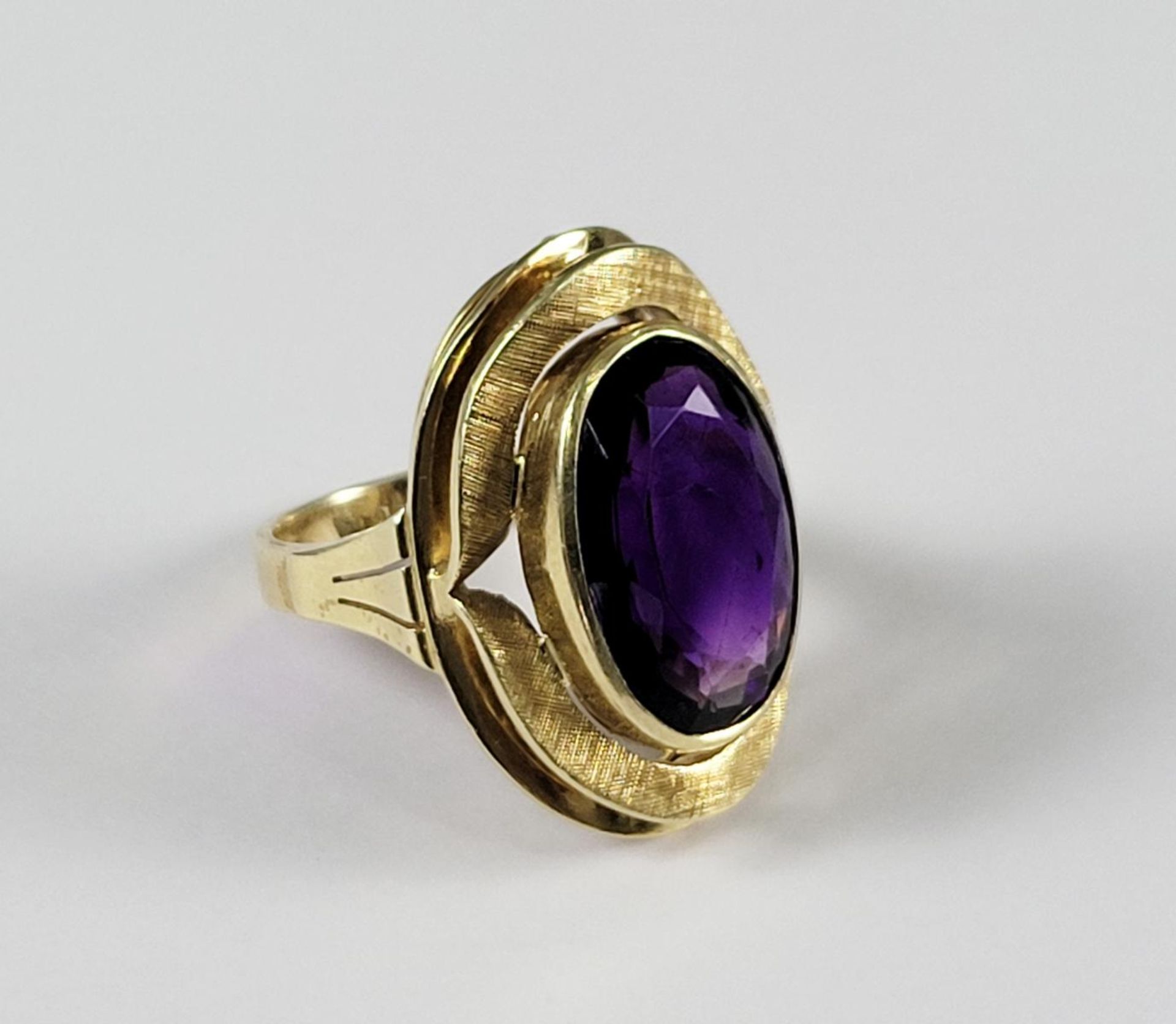 Damenring mit facettiertem Amethyst, - Image 2 of 5