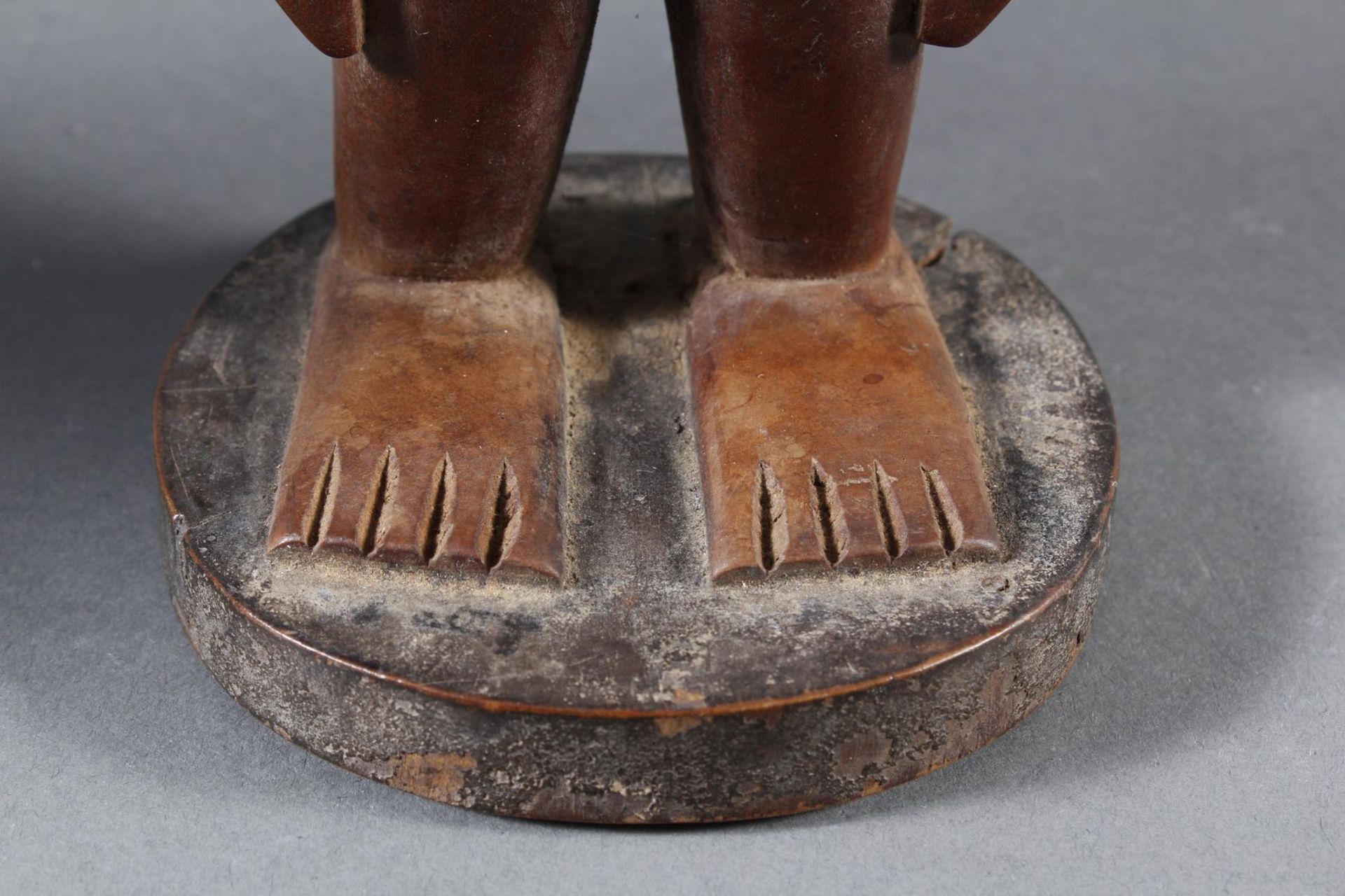 Männliche und Weibliche Zwillingsfiguren „ere ibedji“, Yoruba, Nigeria - Image 6 of 13