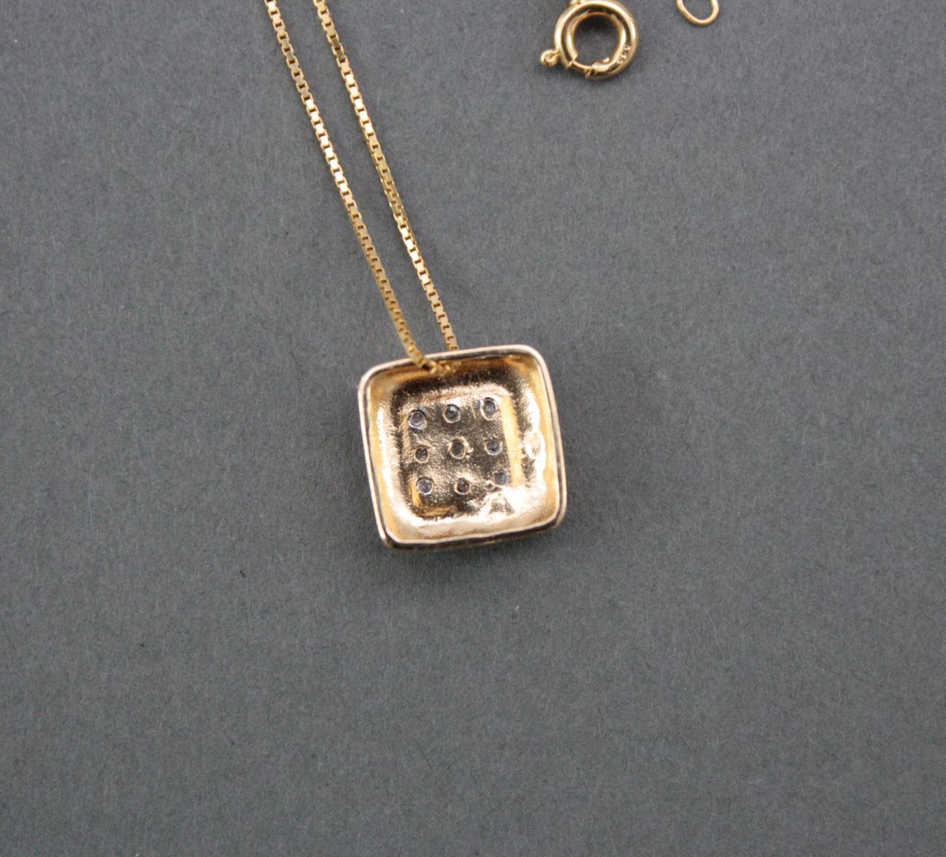 Halskette mit Diamantanhänger, 14 Karat Gelbgold - Image 3 of 3