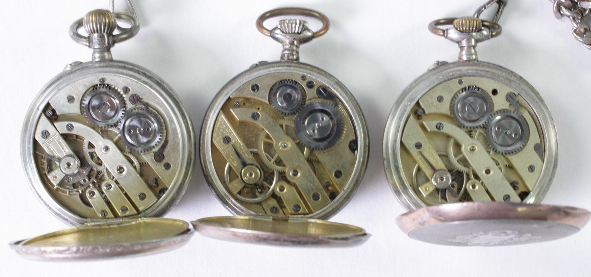 Drei antike Taschenuhren um 1900 aus Silber - Bild 4 aus 5
