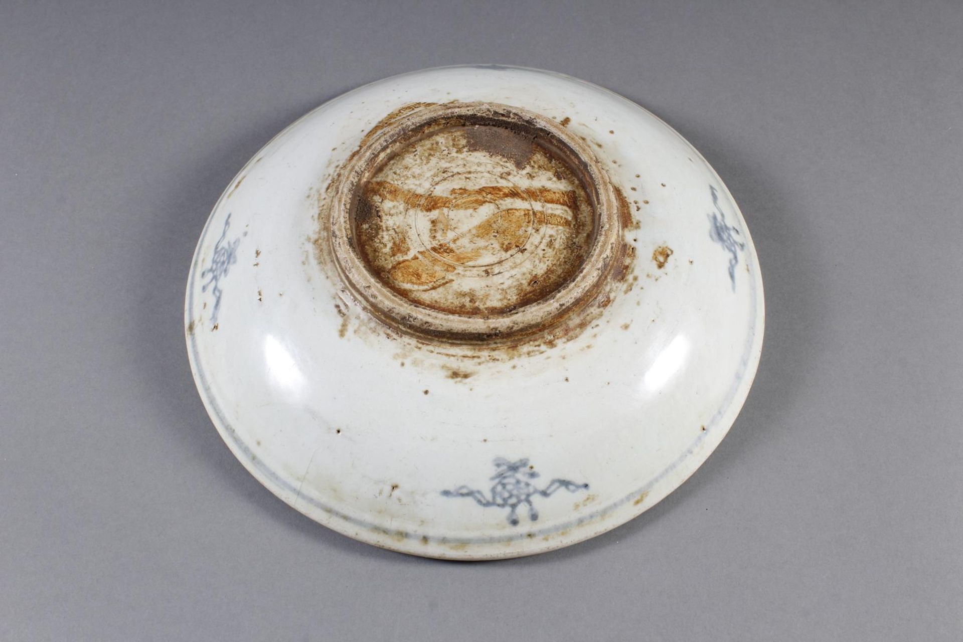 Porzellanteller, China, Ming 16. Jahrhundert - Image 3 of 8