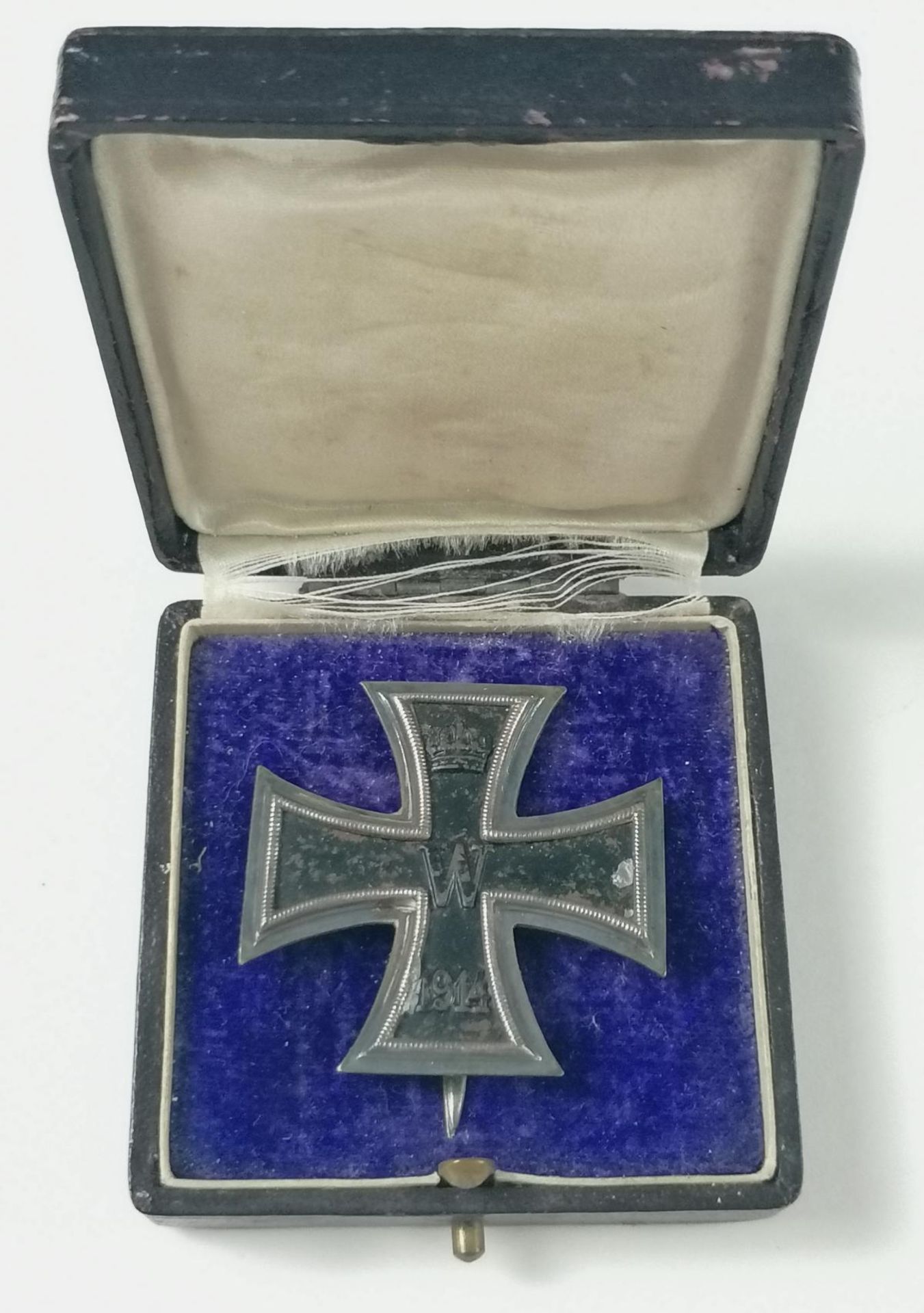 Eisernes Kreuz 1914 an Nadel, 1. Klasse in Etui