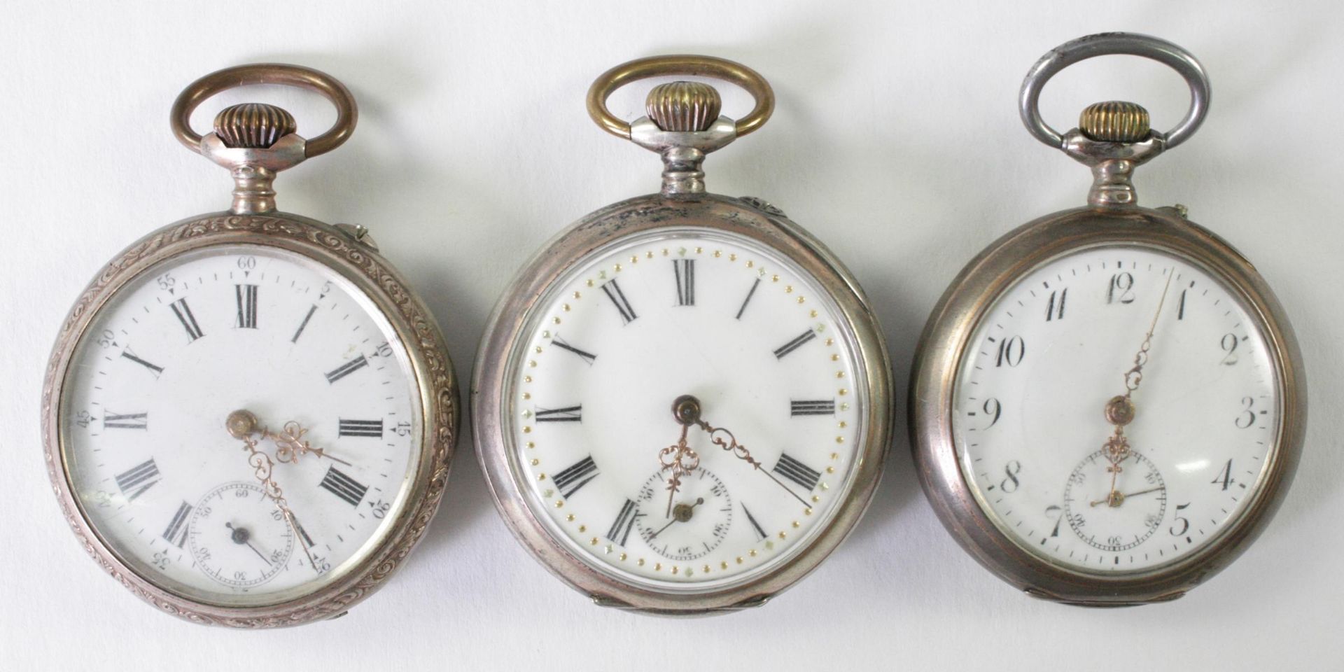 Drei silberne Taschenuhren um 1900 / 1920