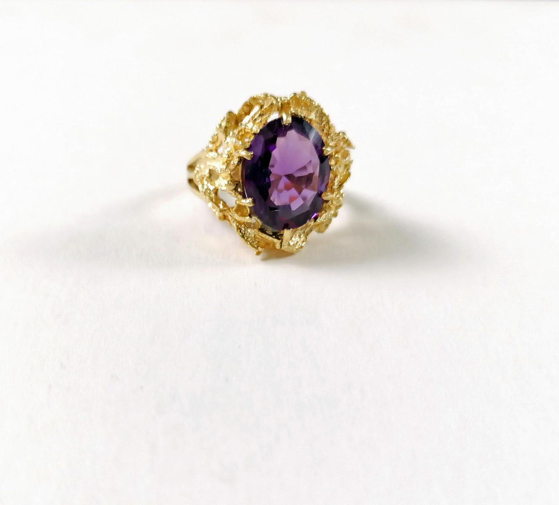 18 Karat Gelbgoldring mit großem Amethyst - Bild 2 aus 5