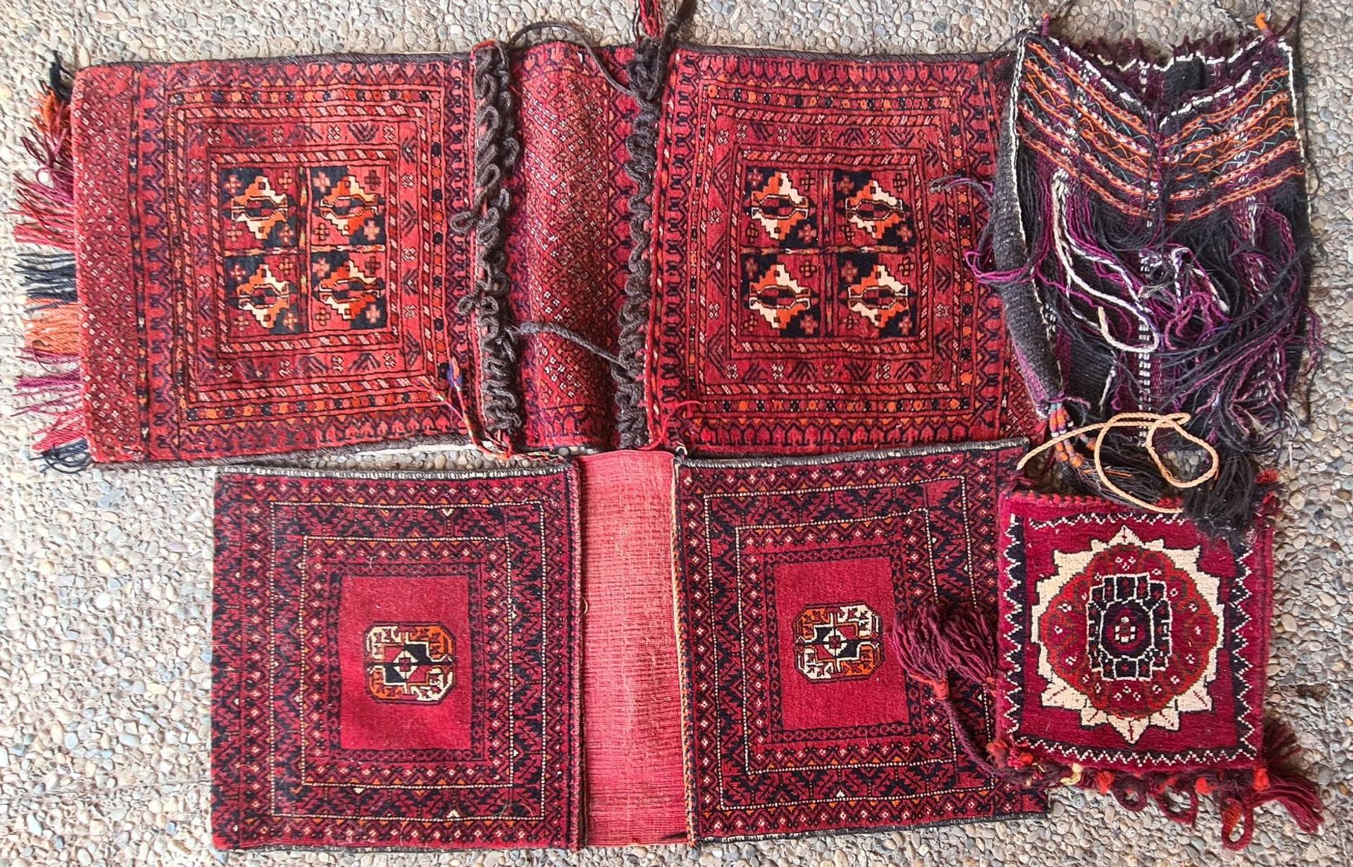 4 Satteltaschen/Doppeltaschen, Iran