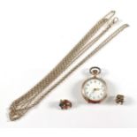 Silberne Damentaschenuhr mit langer Uhrenkette