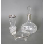 3 Teile Kristall mit Silbermontur. Karaffe, Schale und Vase