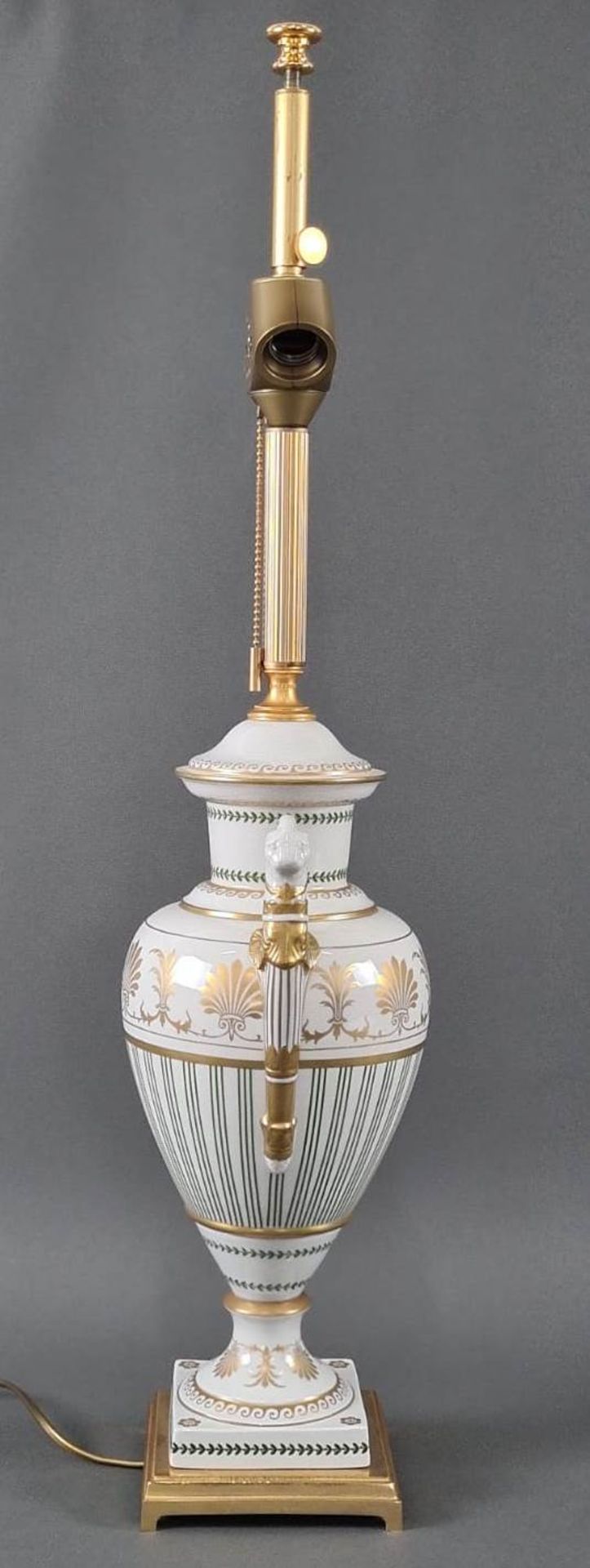 Tischlampe, Fuß in Amphorenform, 20. Jahrhundert - Image 4 of 6