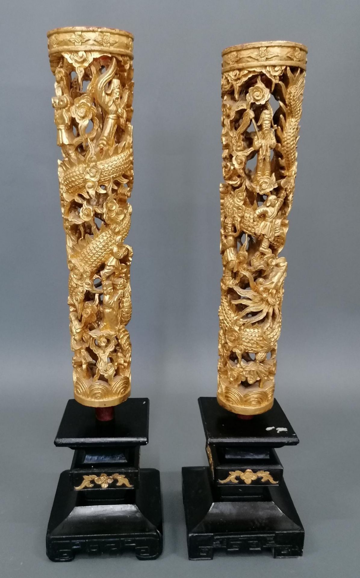 Paar asiatische Holzschnitzereien, 20. Jahrhundert - Bild 2 aus 6