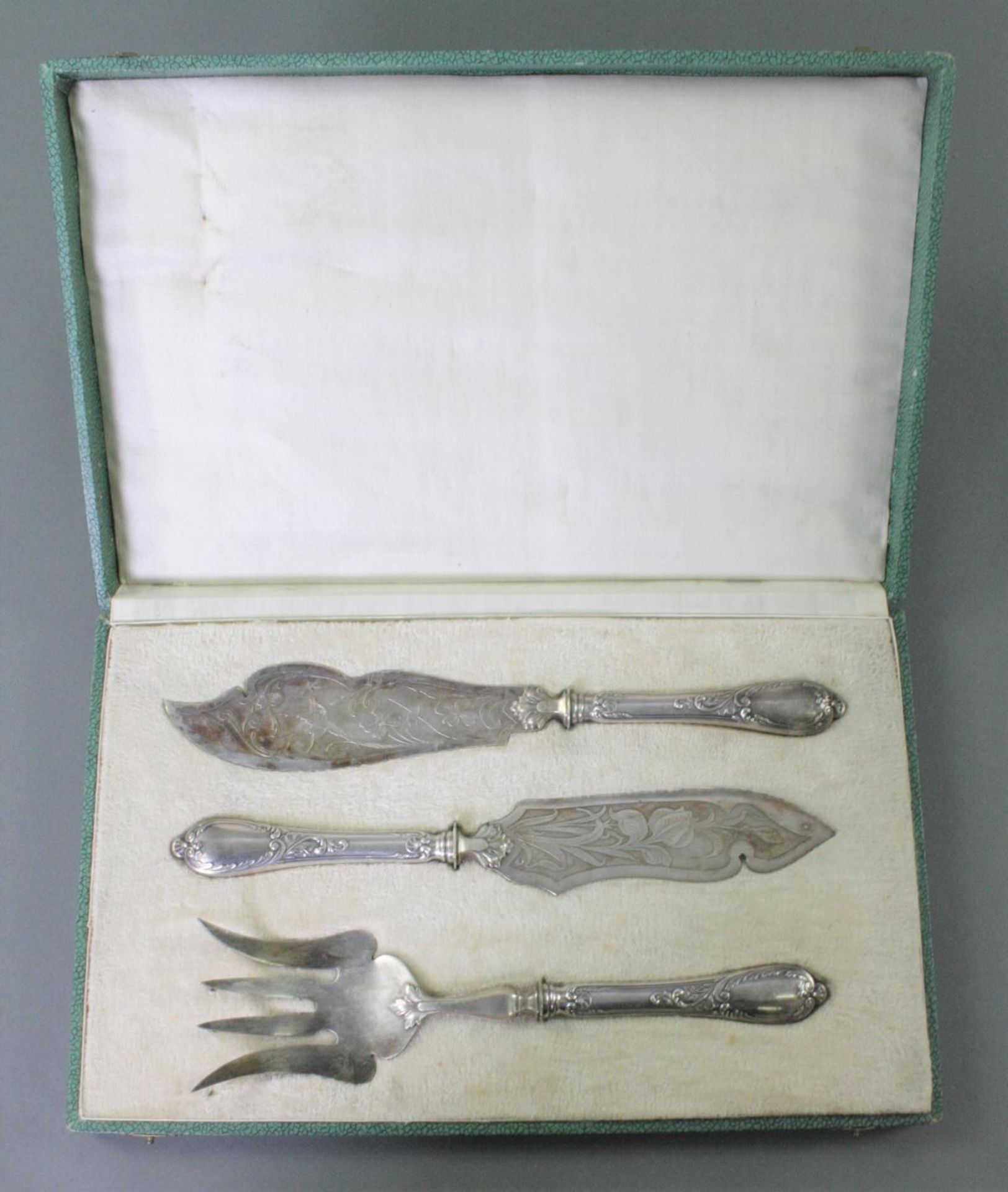 Russisches Fischvorlegebesteck in Schatulle 19. Jh., 3-teilig, Silber 84