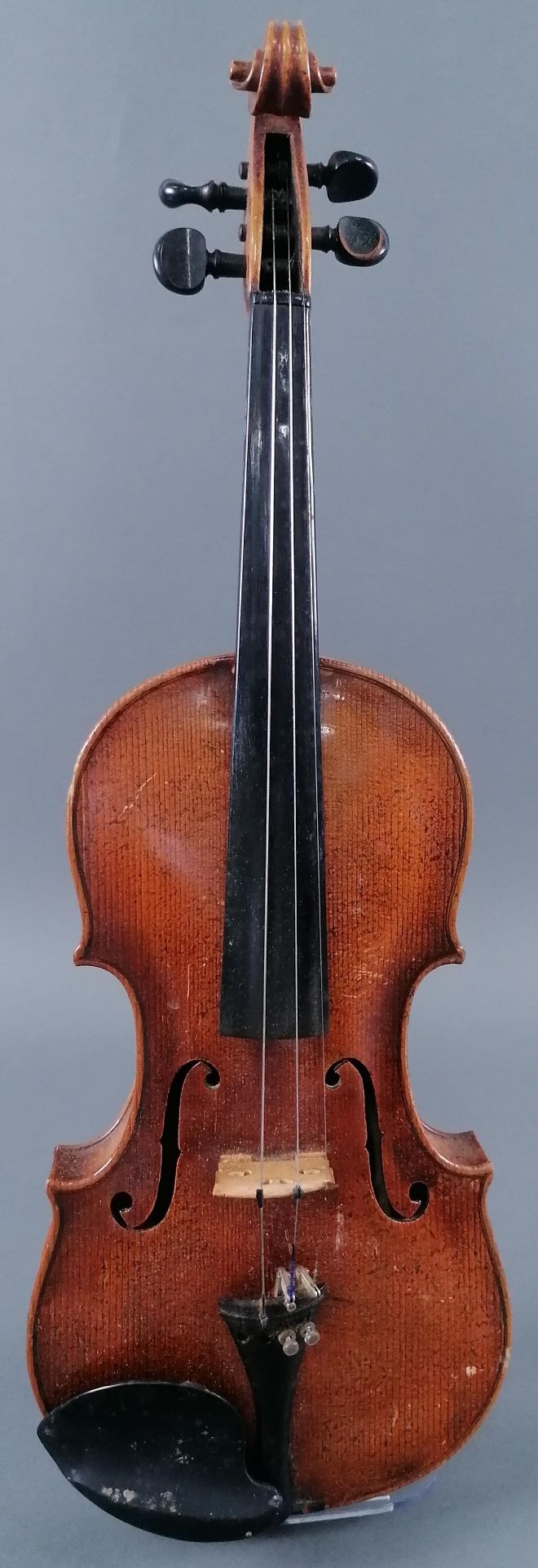 Antike Geige mit Geigenbogen und Geigenkoffer - Image 3 of 10