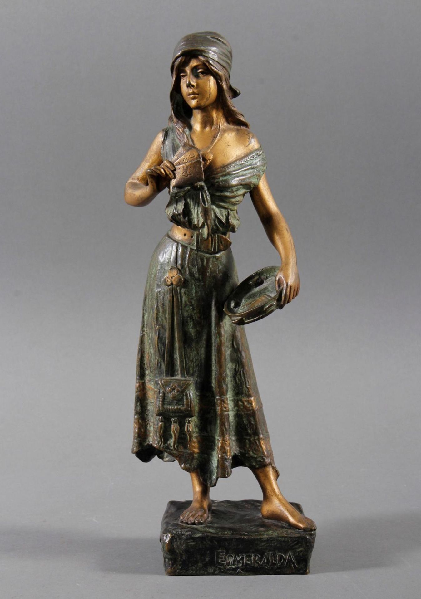 Bronze Frauenskulptur, Esmeralda, Emanuel Villanis (1958-1914)