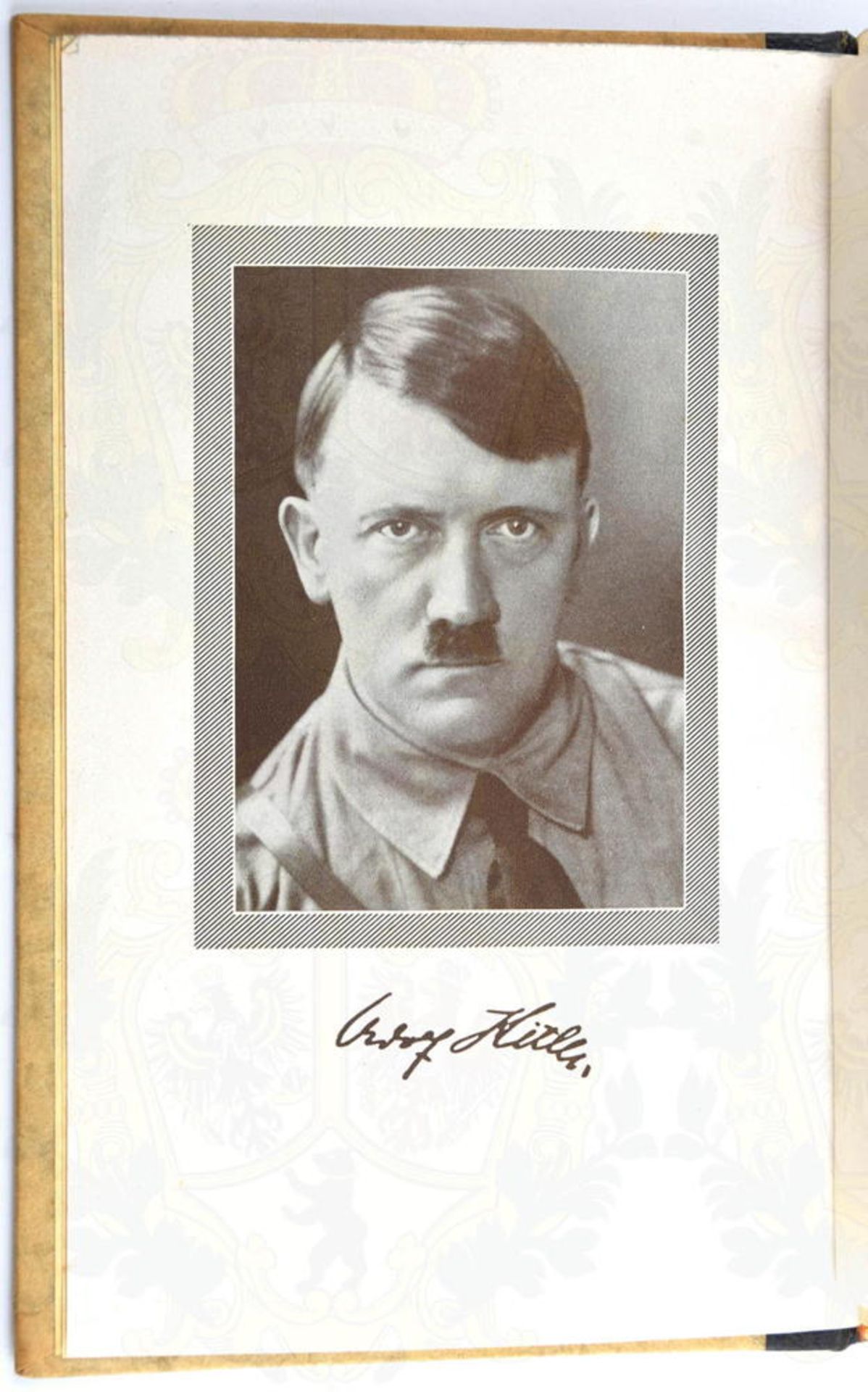 MEIN KAMPF, A. Hitler, Hochzeitsausgabe, Eher-V. 1941, 1 Portr., 781 S., Halbleder m. Rückenvergoldu - Bild 3 aus 4