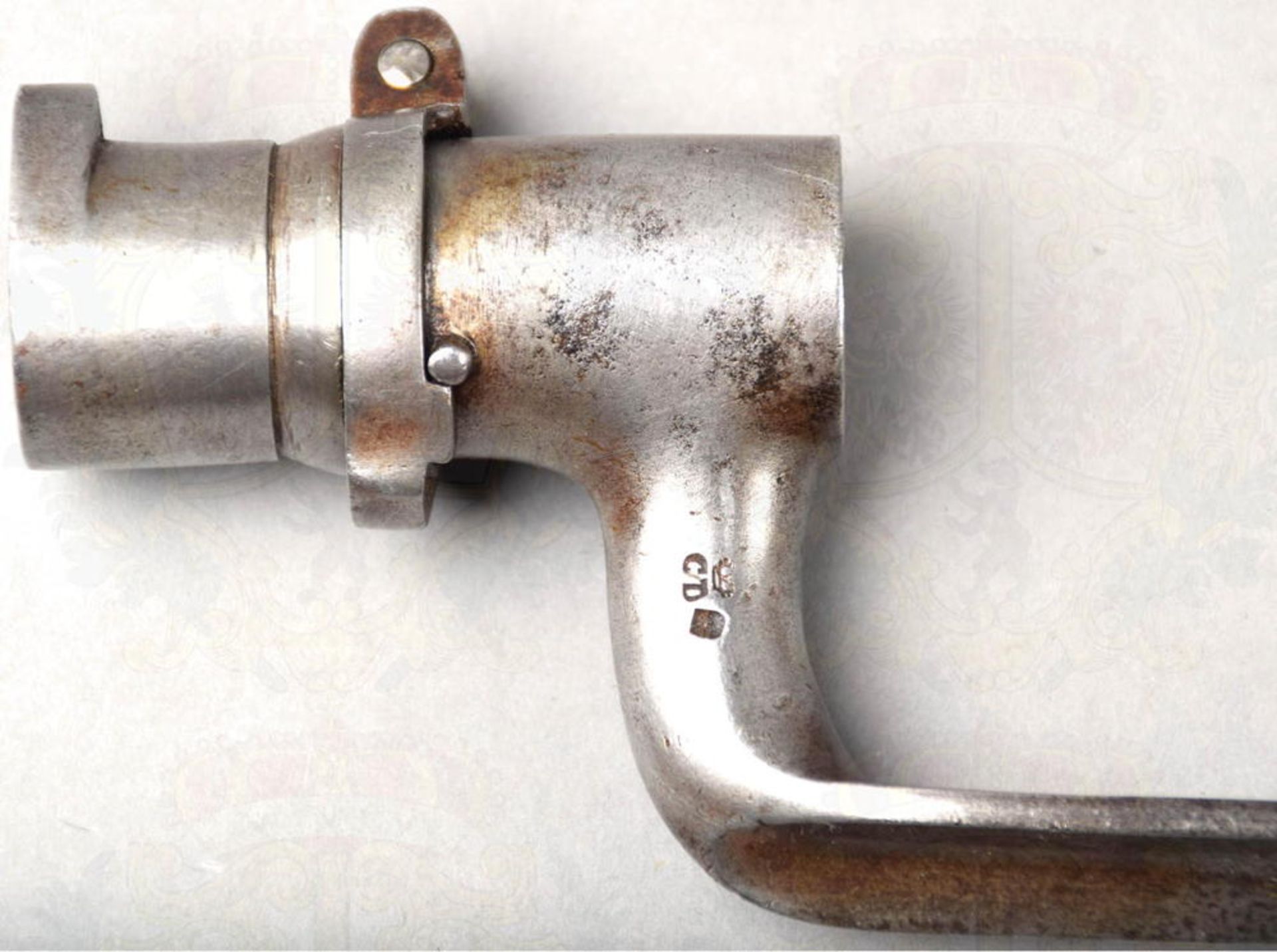 GENDARMERIE-MUSKETON M 1854 MIT BAJONETT, glatter Rundlauf, ca. Kal. 17,5mm, Messingkorn, eiserne - Image 10 of 10