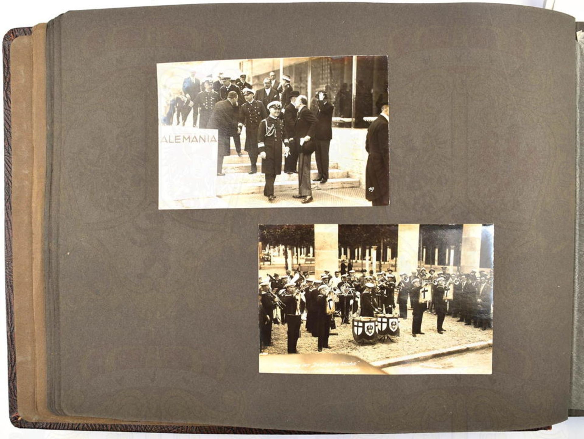 FOTOALBUM LEICHTER KREUZER KÖNIGSBERG, bei der Weltausstellung Barcelona 1929, mit 120 Fotos u. - Image 2 of 5