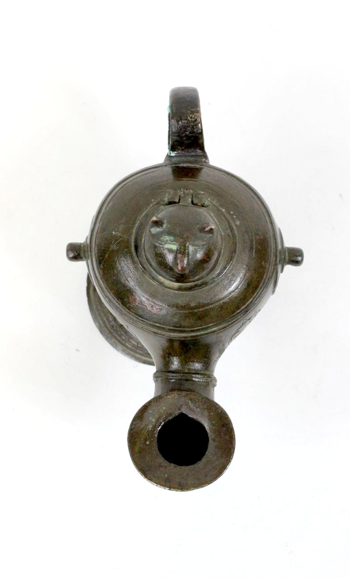 Seldschuken Dynastie Bronze Öllampe mit Löwenkopfdeckel - Bild 5 aus 6