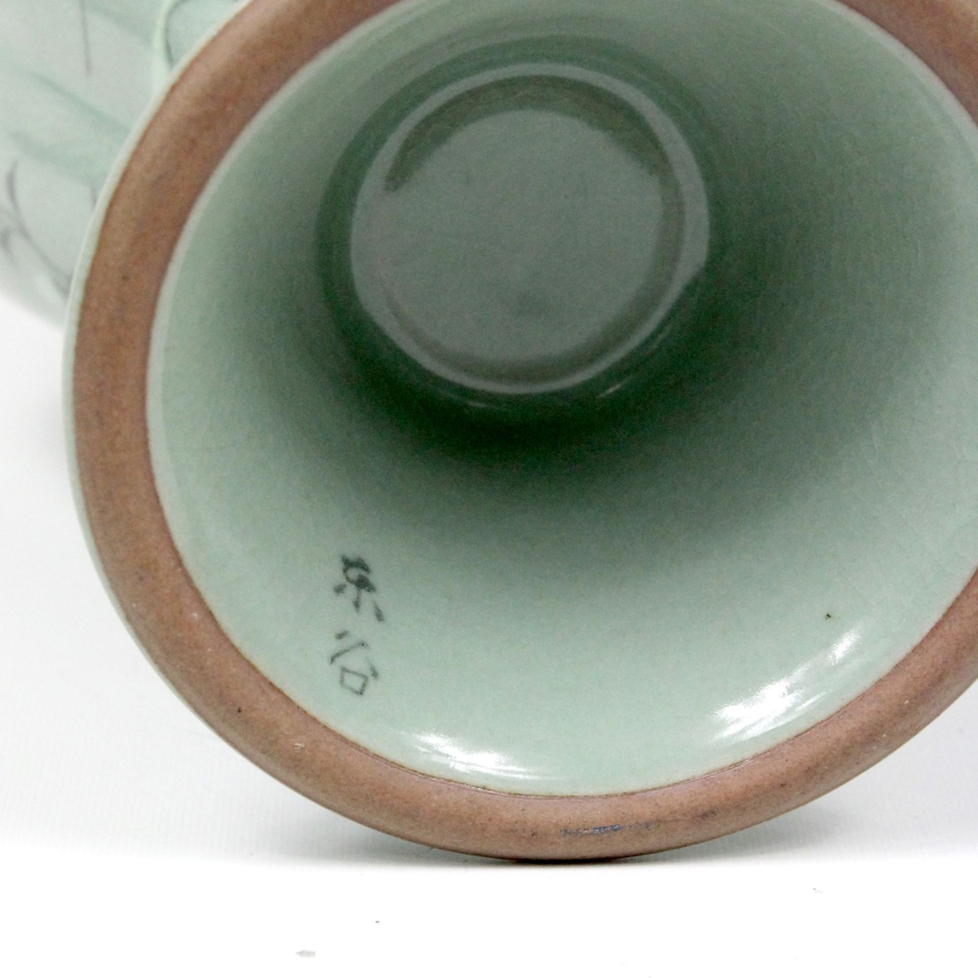 Korea mintgrüne Porzellanvase - Bild 3 aus 3