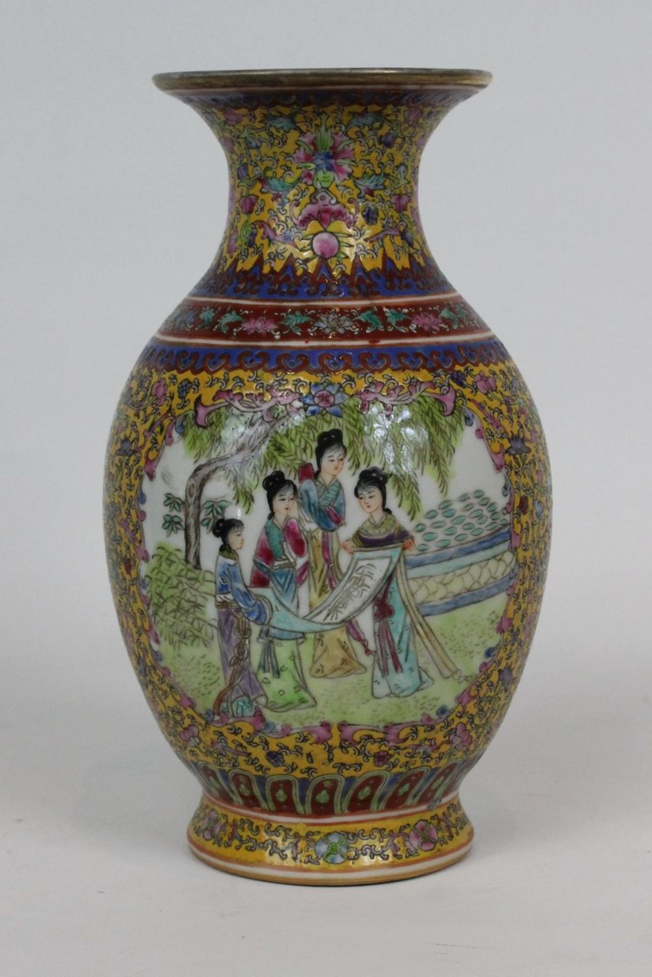 China Famille Jaune Millefleures Vase - Image 12 of 14