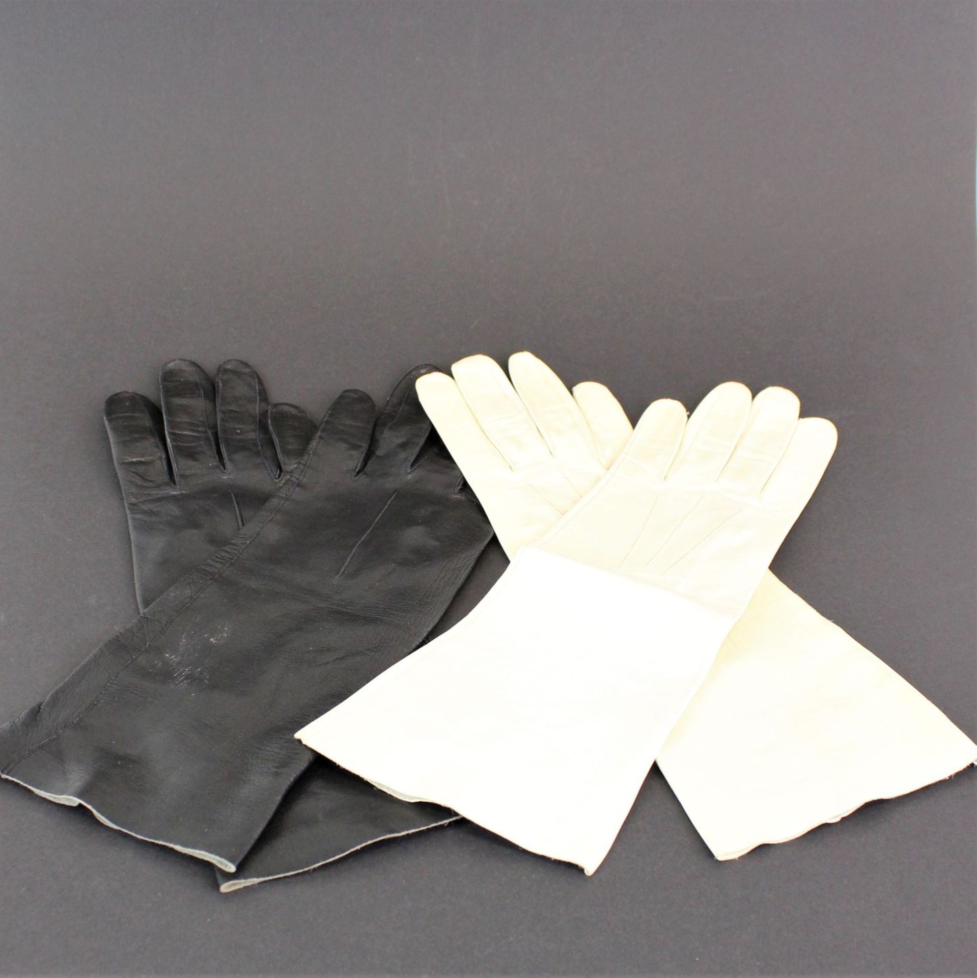 2 Paar Damen Leder Handschuhe weiß und schwarz