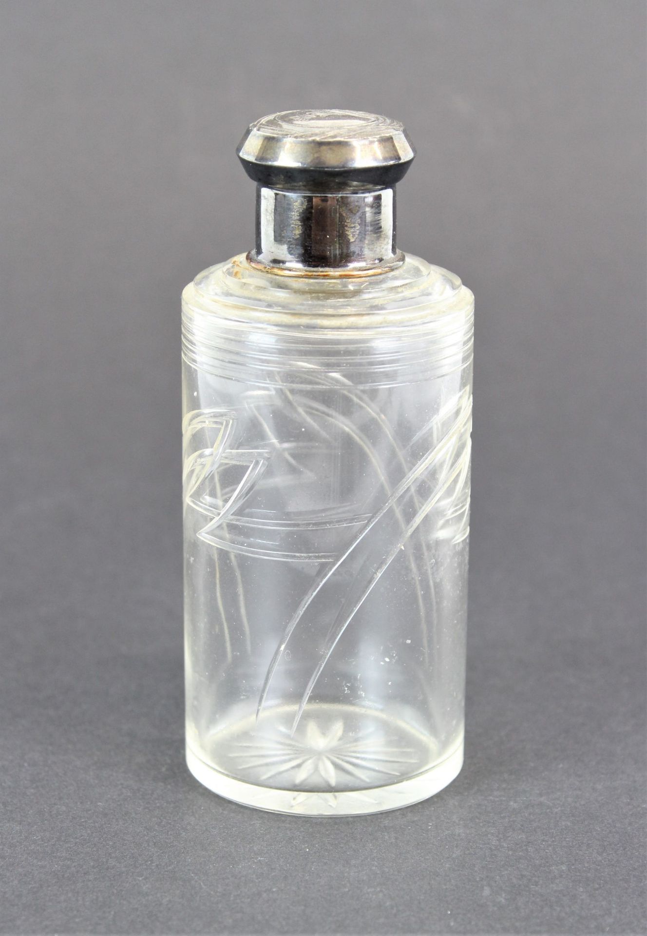 Jugendstil Glas Flacon mit Silberdeckel und graviertem fürstlichen Wappen