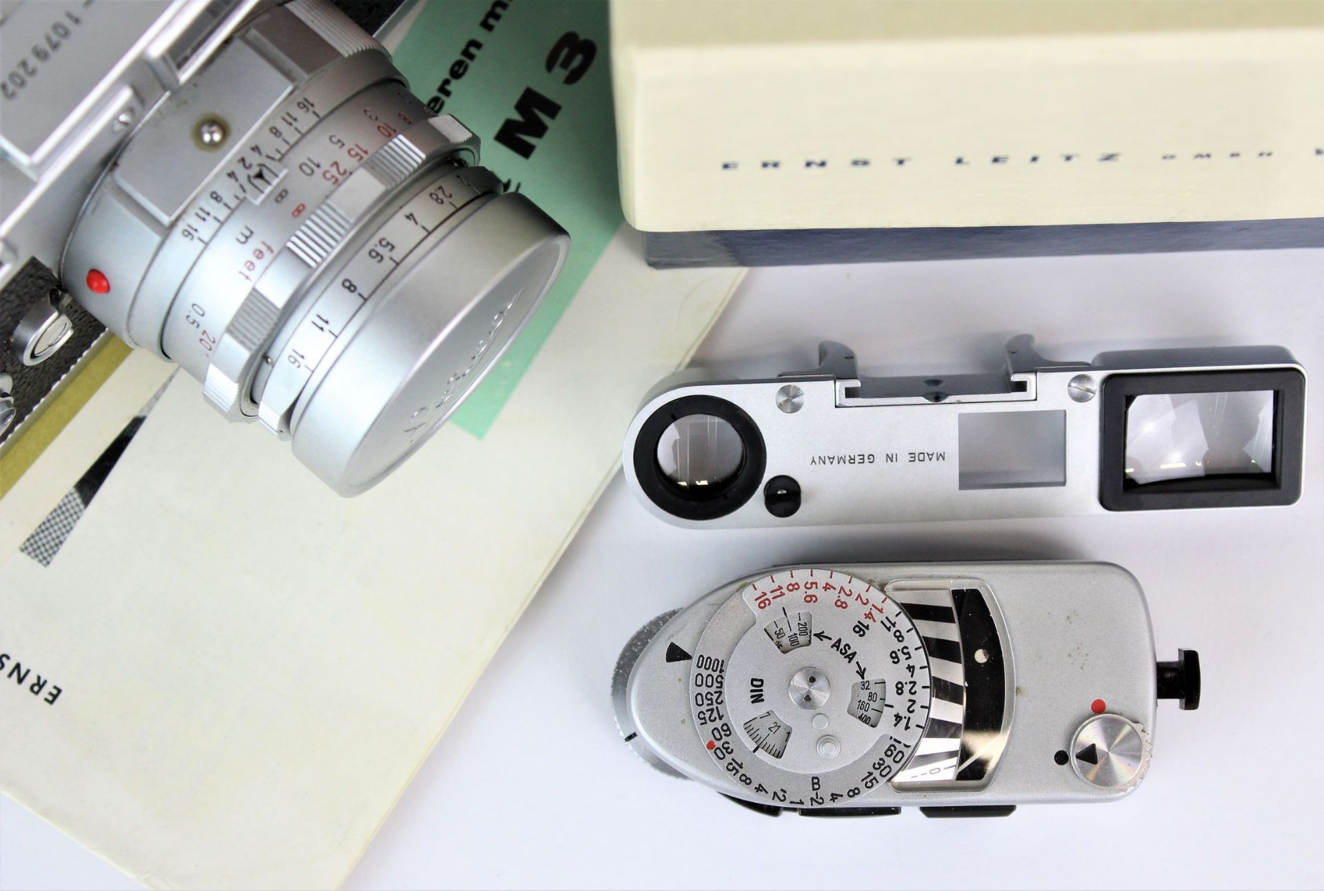 Leica M3 im originalen Lederetui mit Leitz Summicron 1:2/ 50 Objektiv und Belichtungsmesser - Image 2 of 4