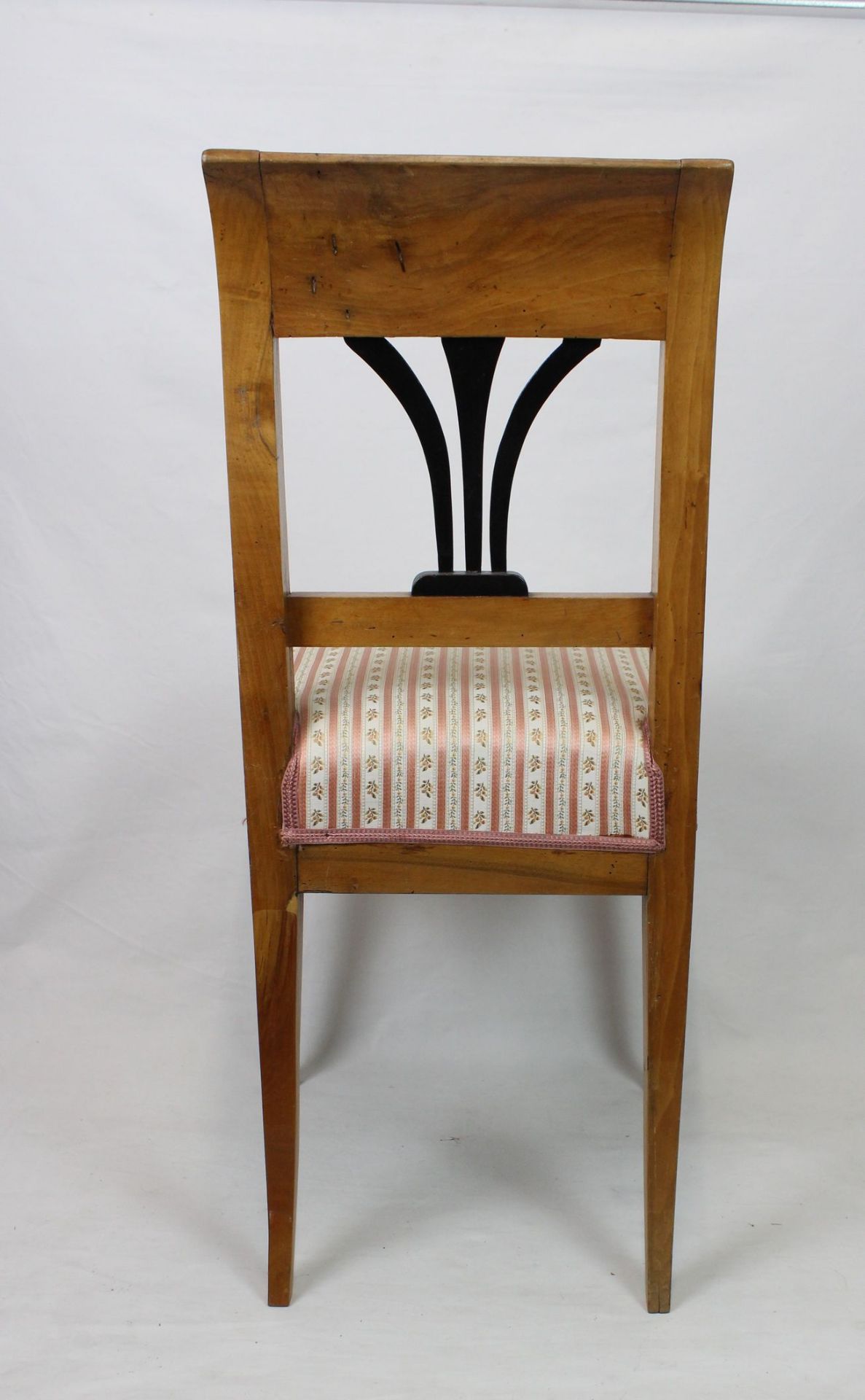 Biedemeier Stuhl mit neuwertigem Bezug - Bild 3 aus 3