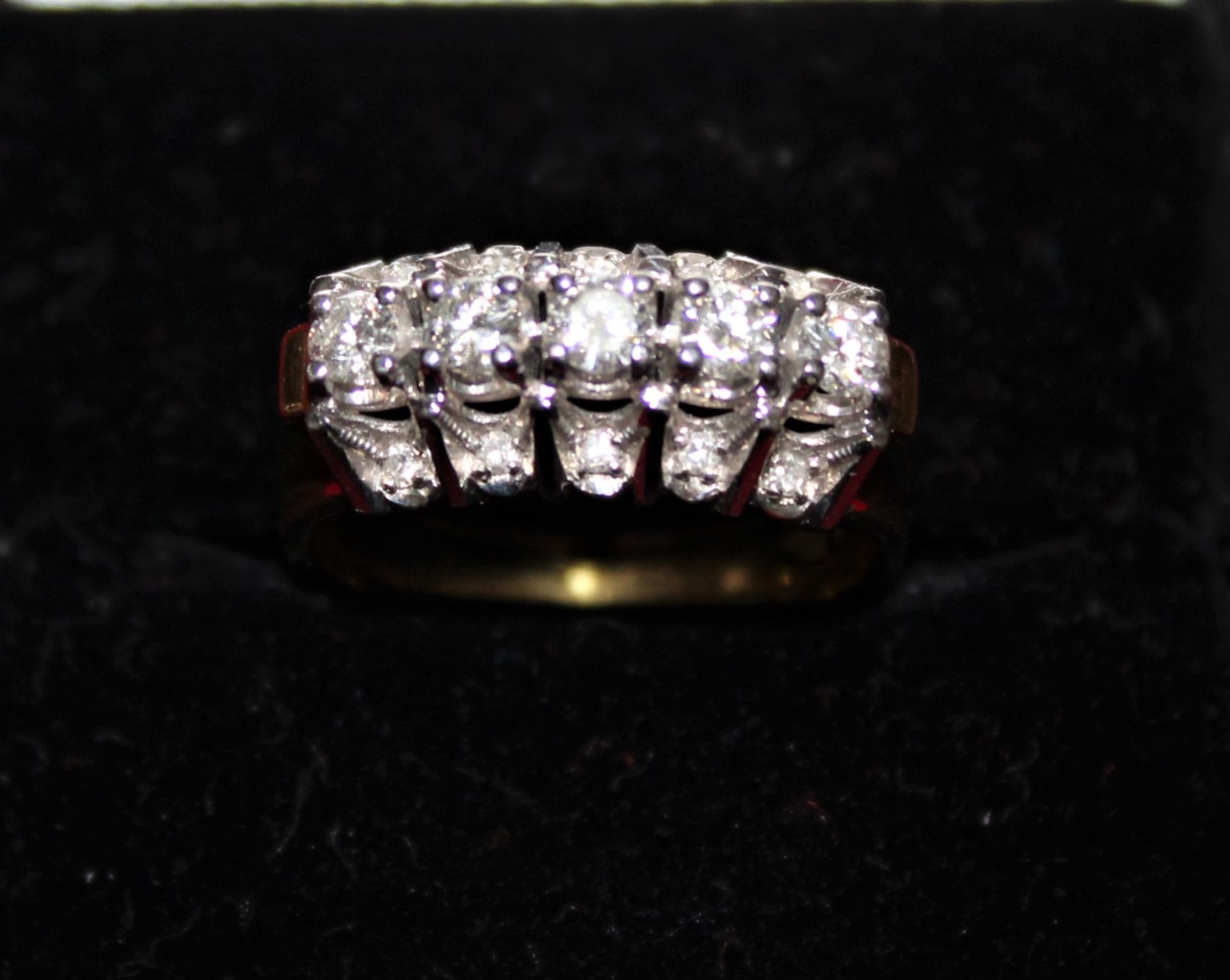 18 karat Gelbgold Ring mit Diamanten besetzt - Image 2 of 2