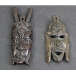 2 afrikanische Masken