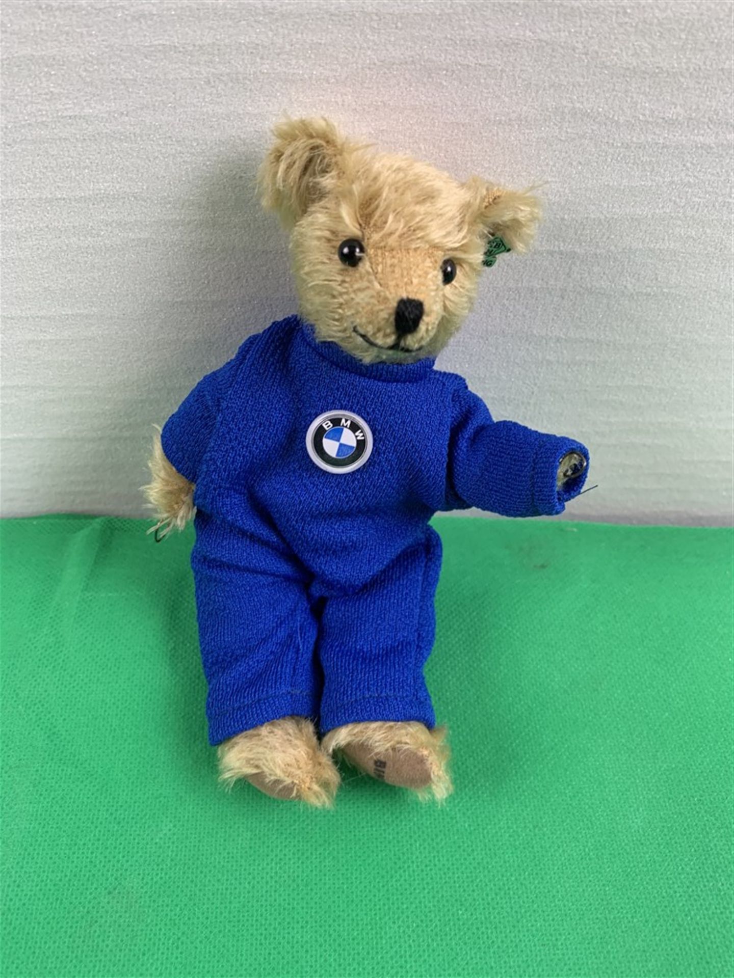 Bing BMW Edition Teddybär, H. 17 cm