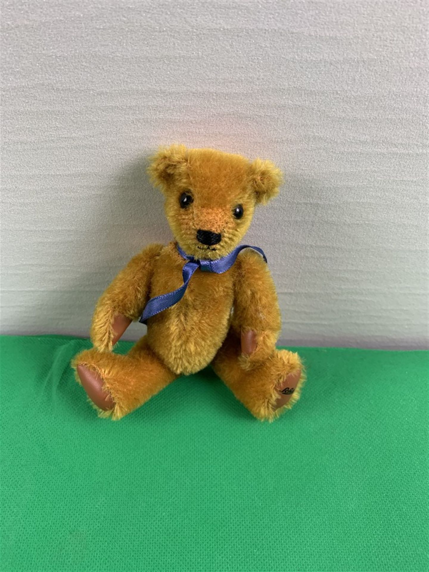 Schuco Teddy mit abnehmbaren Kopf, Schnapsflasche, H. 15 cm